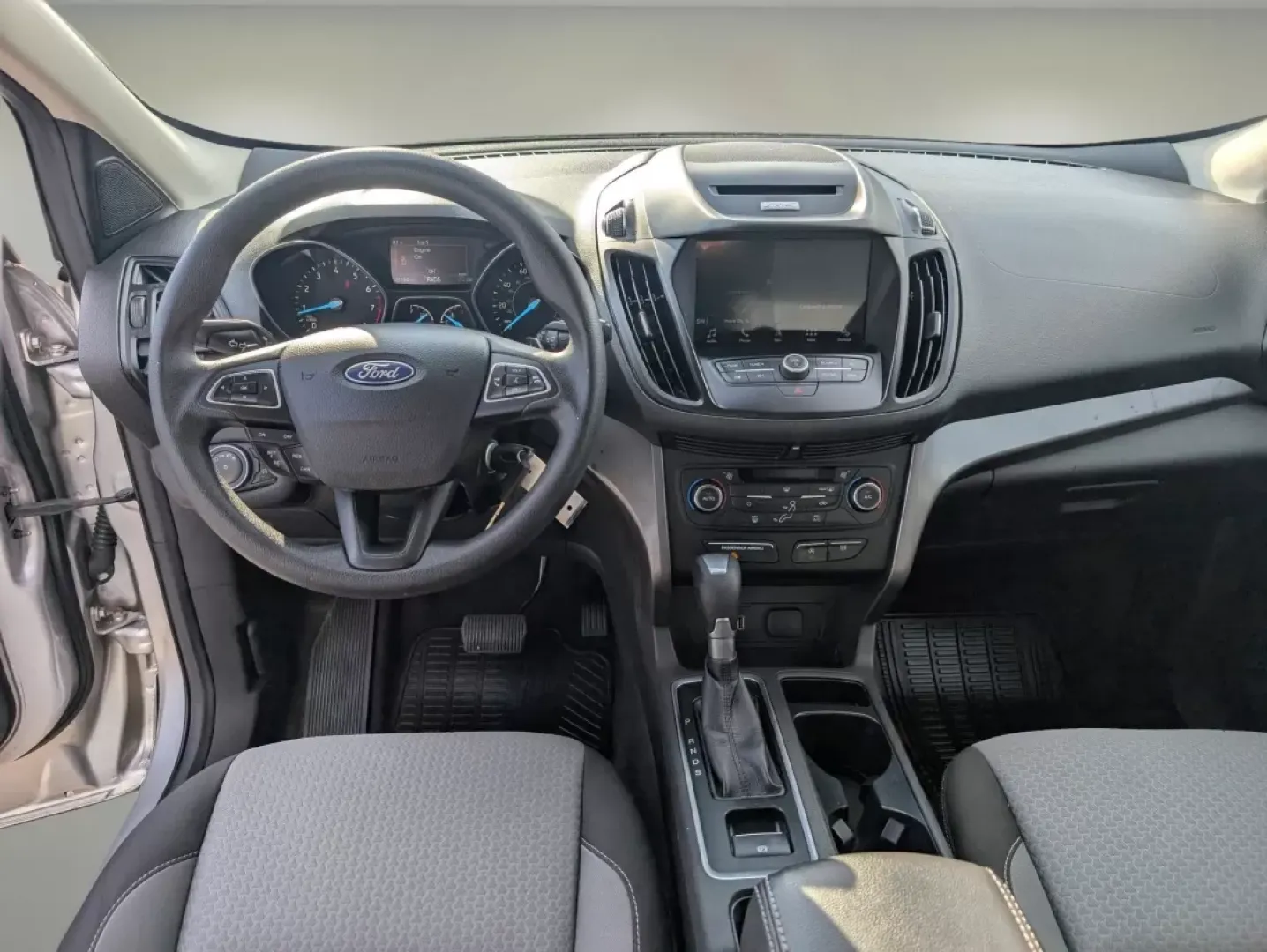 2017 Ford Escape SE (1FMCU9GD6HU) with an Other engine, located at 5115 14th Ave., Columbus, GA, 31904, (706) 323-0345, 32.511494, -84.971046 - **Elevate Your Everyday Adventures with the 2017 Ford Escape SE - Ideal for Families and Commuters Alike!**<br /> <br /> Are you ready to take your family on weekend adventures or simply need a reliable ride for your daily commute? Look no further than this stunning 2017 Ford Escape SE available now - Photo#12