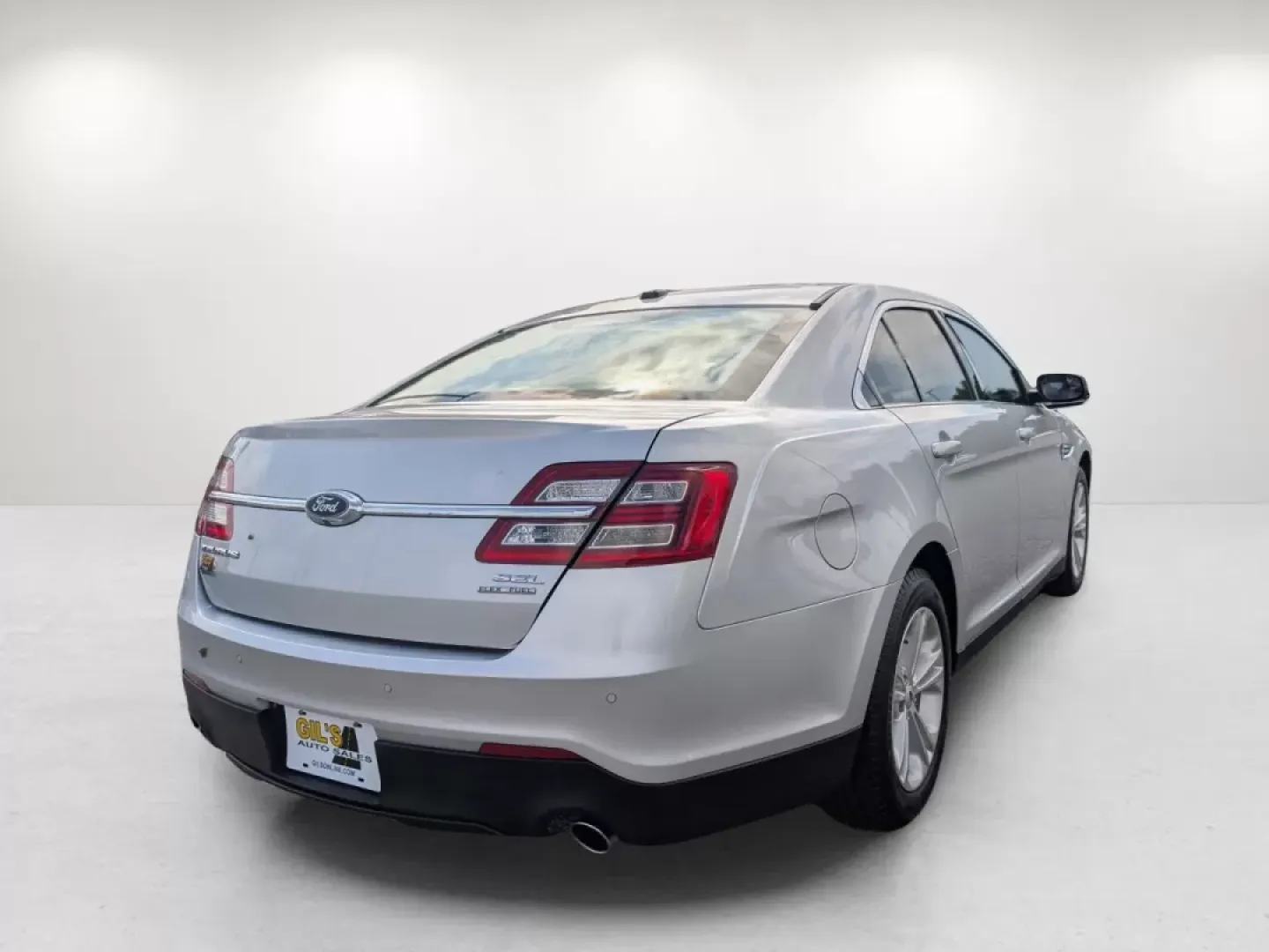 2017 Ford Taurus SEL (1FAHP2E82HG) with an Other engine, located at 804 22nd Ave, Phenix City, AL, 36870, (334) 297-1860, 32.484749, -85.024475 - Are you on the hunt for a reliable sedan that suits your everyday needs without breaking the bank? Look no further! At Gils Auto, located in the heart of Phenix City, AL, we proudly present this exceptional 2017 Ford Taurus SEL, the perfect car for budget-conscious buyers and families on the go. Thi - Photo#4