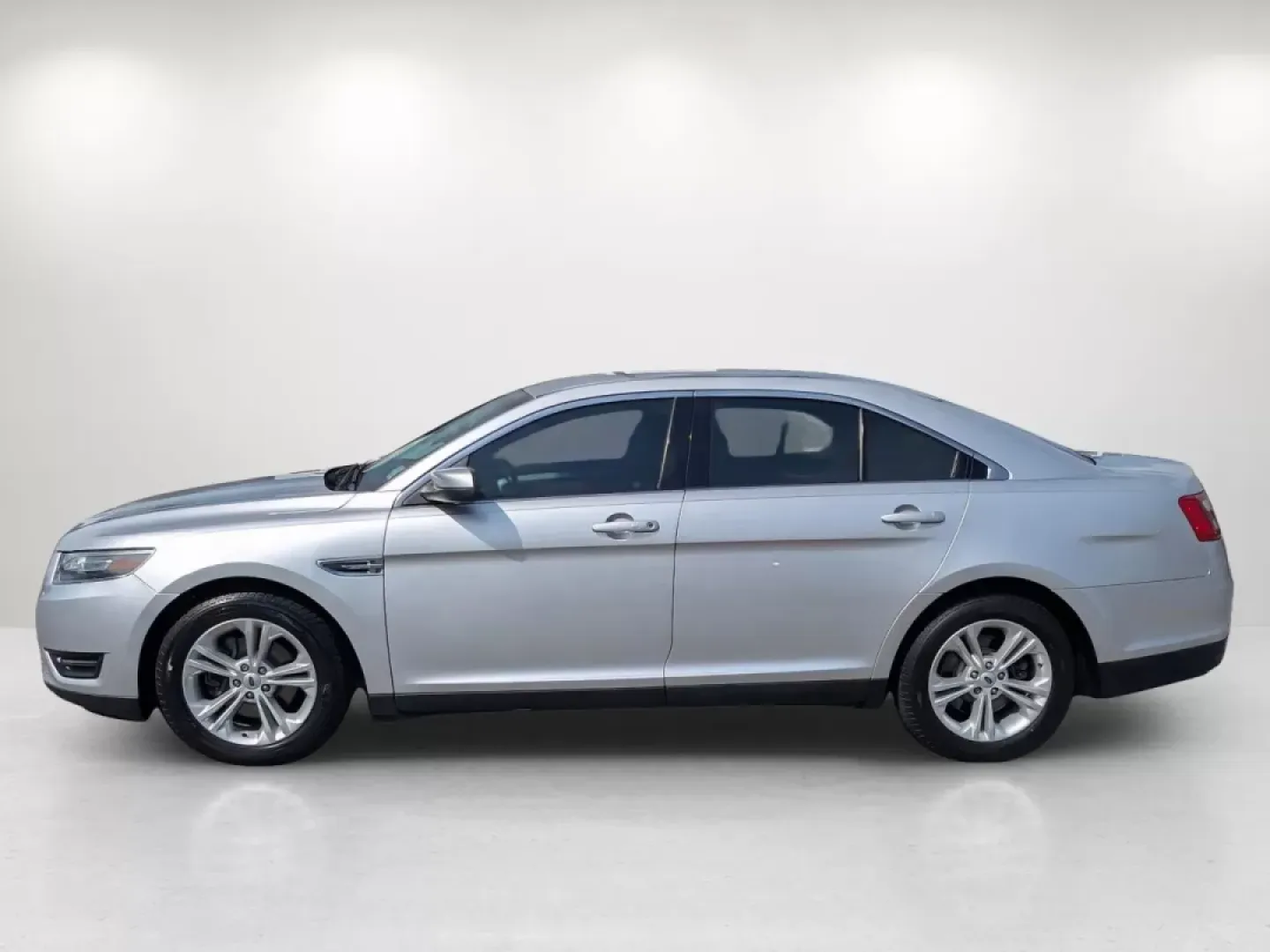 2017 Ford Taurus SEL (1FAHP2E82HG) with an Other engine, located at 804 22nd Ave, Phenix City, AL, 36870, (334) 297-1860, 32.484749, -85.024475 - Are you on the hunt for a reliable sedan that suits your everyday needs without breaking the bank? Look no further! At Gils Auto, located in the heart of Phenix City, AL, we proudly present this exceptional 2017 Ford Taurus SEL, the perfect car for budget-conscious buyers and families on the go. Thi - Photo#7