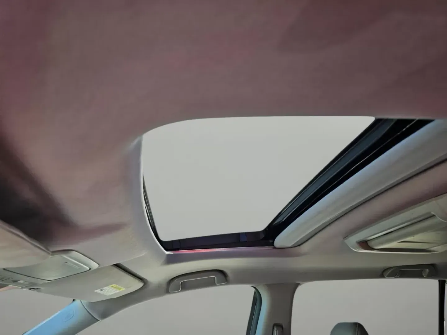 2017 Honda Pilot EX-L (5FNYF5H88HB) with an Other engine, located at 521 Old Farm Lane Rd, Prattville, AL, 36066, (334) 325-1505, 32.482460, -86.416367 - **Discover Your Next Adventure with the 2017 Honda Pilot EX-L at Gils Auto!**<br /> <br /> Are you ready to elevate your family road trips or weekend getaways? The 2017 Honda Pilot EX-L is your ideal companion for creating unforgettable memories, whether you're heading to local attractions in Phenix - Photo#10