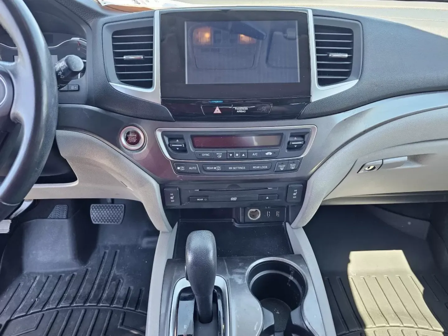 2017 Honda Pilot EX-L (5FNYF5H88HB) with an Other engine, located at 521 Old Farm Lane Rd, Prattville, AL, 36066, (334) 325-1505, 32.482460, -86.416367 - **Discover Your Next Adventure with the 2017 Honda Pilot EX-L at Gils Auto!**<br /> <br /> Are you ready to elevate your family road trips or weekend getaways? The 2017 Honda Pilot EX-L is your ideal companion for creating unforgettable memories, whether you're heading to local attractions in Phenix - Photo#11