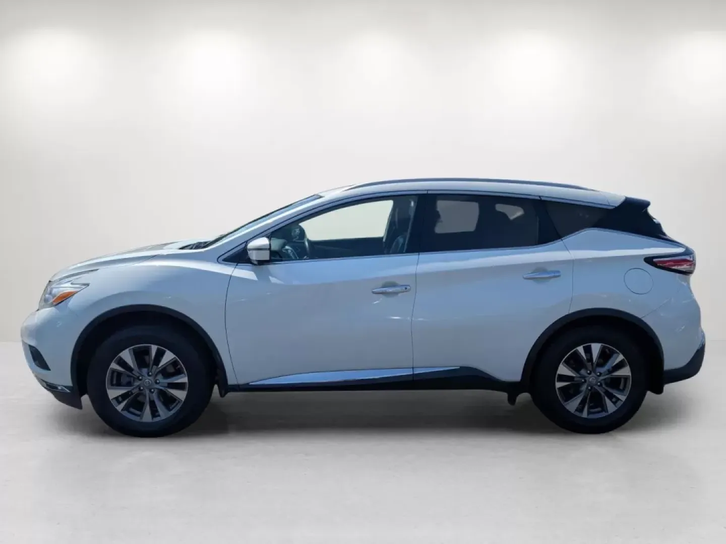2017 /Graphite Nissan Murano SL (5N1AZ2MH1HN) with an Other engine, located at 1430 Gateway Drive, Opelika, AL, 36801, (334) 239-0944, 32.637871, -85.409790 - ### Discover the 2017 Nissan Murano SL: Your Ideal Family SUV at Gils Auto, Phenix City, AL!<br /> <br /> Are you in the market for a stylish and versatile SUV that fits seamlessly into your busy lifestyle? Look no further than the 2017 Nissan Murano SL, available now at Gils Auto, a trusted Buy Her - Photo#6