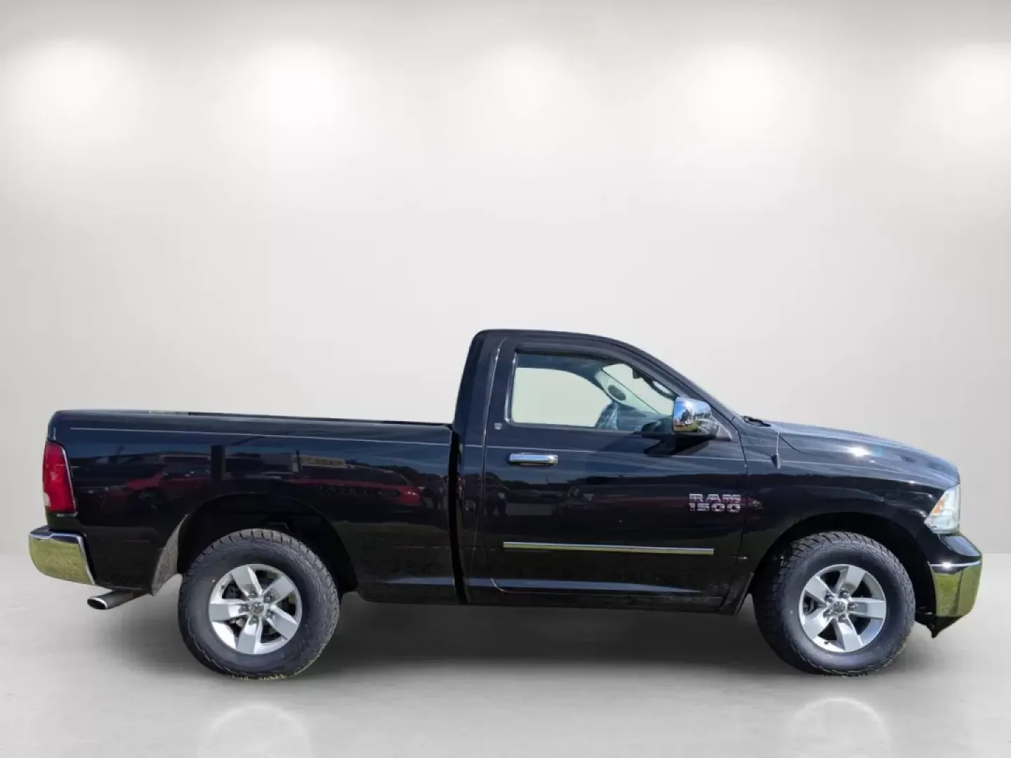 2017 /Diesel Gray/Black Ram 1500 Tradesman (3C6JR6AG4HG) with an Other engine, located at 804 22nd Ave, Phenix City, AL, 36870, (334) 297-1860, 32.484749, -85.024475 - **Elevate Your Lifestyle with the 2017 Ram 1500 Tradesman Perfect for Work and Play!**<br /> <br /> Are you in search of a versatile vehicle that can seamlessly adapt to your busy lifestyle? Look no further than the striking 2017 Ram 1500 Tradesman, a capable regular cab pickup designed for both ev - Photo#2