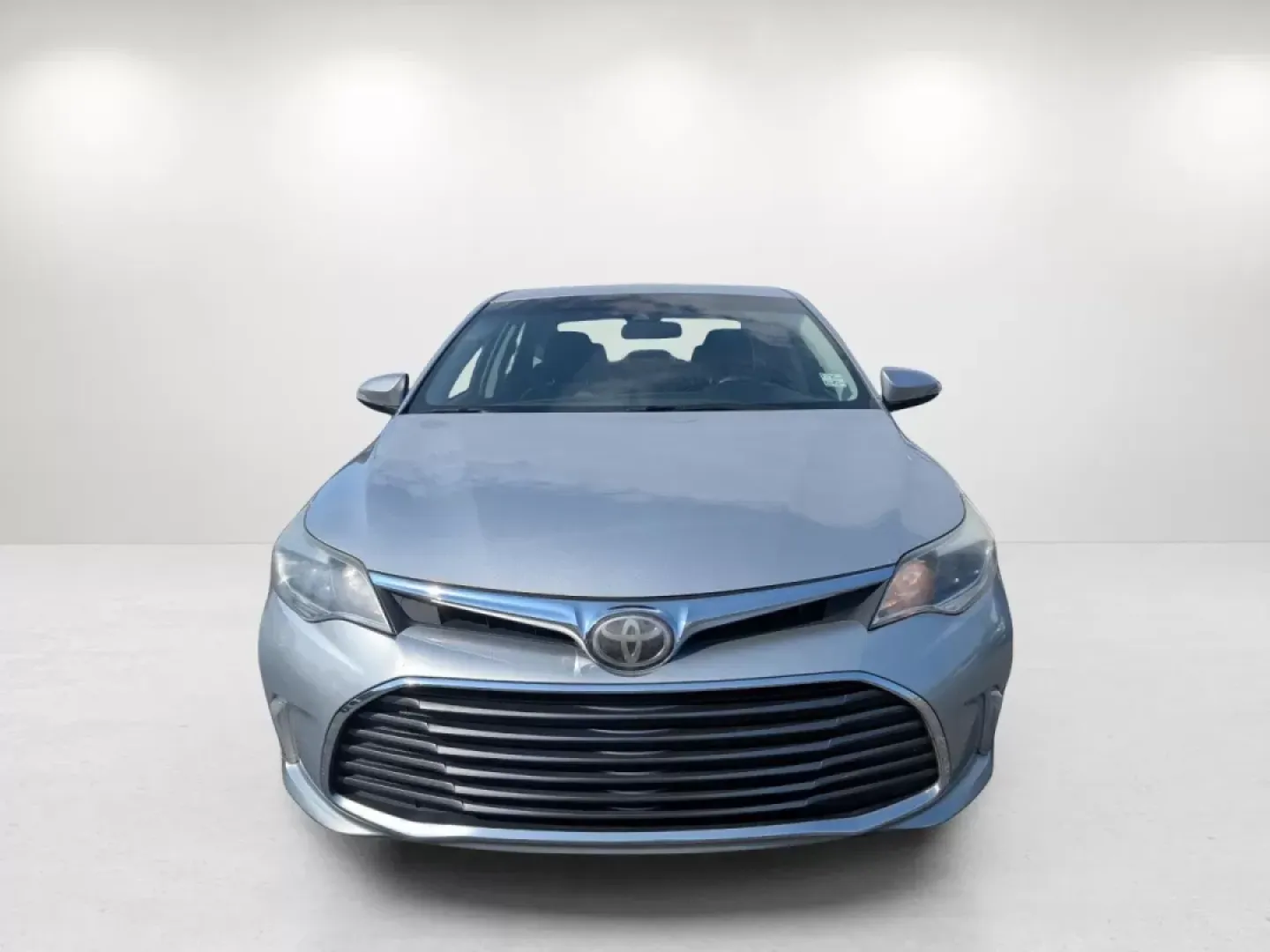 2017 Toyota Avalon XLE (4T1BK1EB9HU) with an Other engine, located at 1430 Gateway Drive, Opelika, AL, 36801, (334) 239-0944, 32.637871, -85.409790 - **Drive in Comfort and Style with a 2017 Toyota Avalon XLE at Gils Auto!**<br /> <br /> Are you searching for a reliable sedan that adds a touch of luxury to your daily commute? Look no further than the stunning 2017 Toyota Avalon XLE, available now at Gils Auto in Phenix City, AL. Ideal for familie - Photo#1