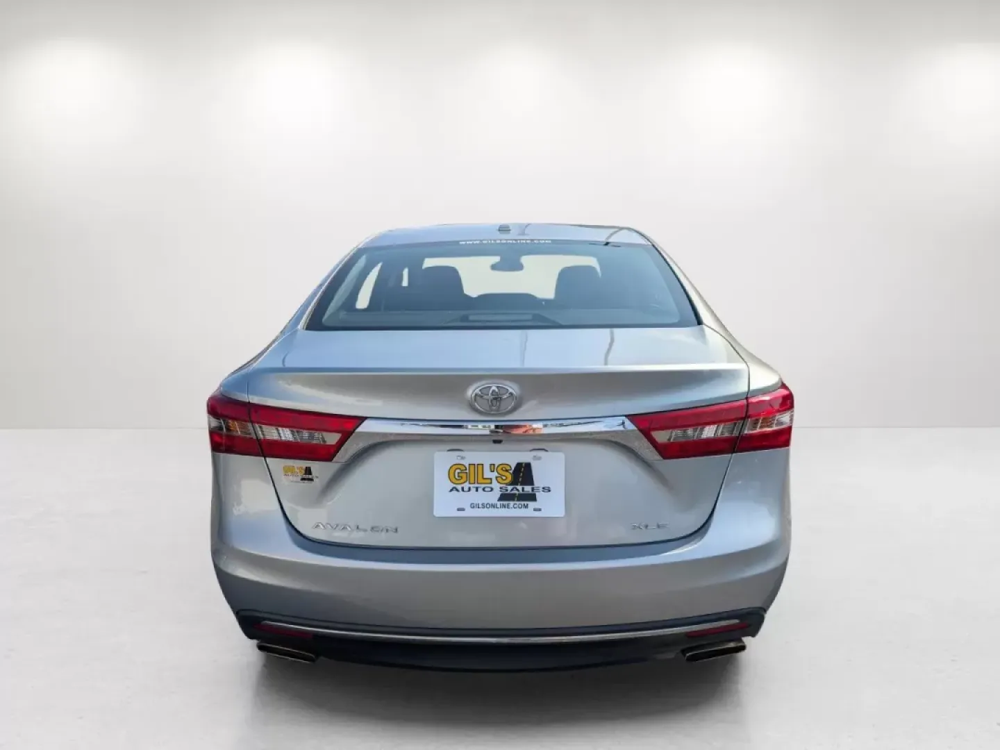 2017 Toyota Avalon XLE (4T1BK1EB9HU) with an Other engine, located at 1430 Gateway Drive, Opelika, AL, 36801, (334) 239-0944, 32.637871, -85.409790 - **Drive in Comfort and Style with a 2017 Toyota Avalon XLE at Gils Auto!**<br /> <br /> Are you searching for a reliable sedan that adds a touch of luxury to your daily commute? Look no further than the stunning 2017 Toyota Avalon XLE, available now at Gils Auto in Phenix City, AL. Ideal for familie - Photo#5