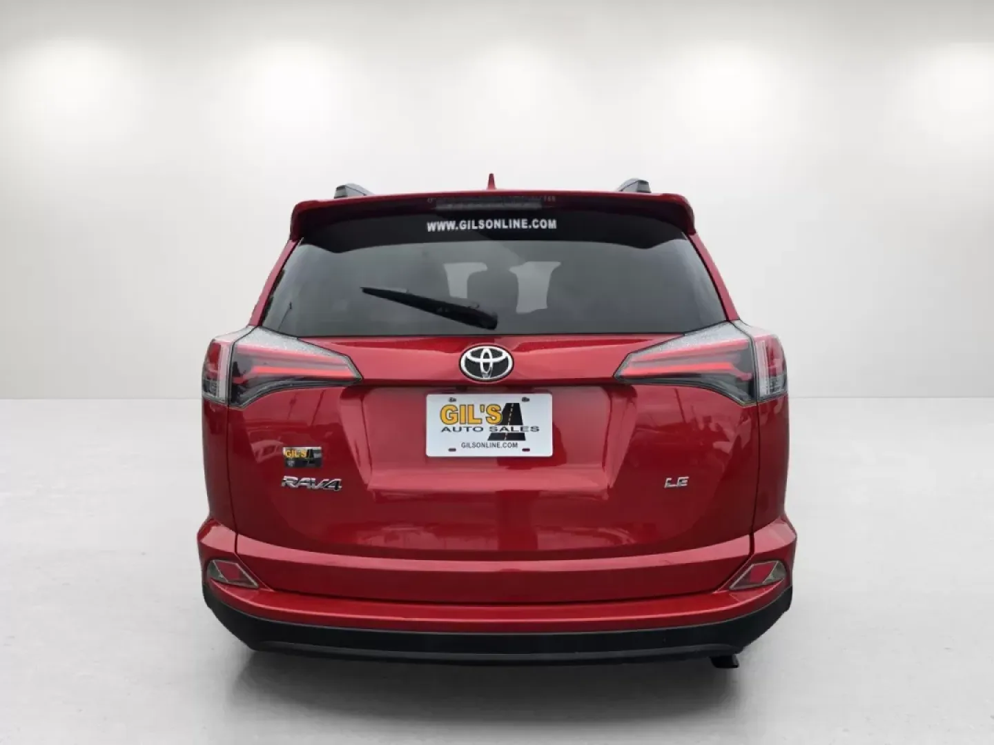 2017 Toyota RAV4 LE (2T3ZFREV7HW) with an Other engine, located at 521 Old Farm Lane Rd, Prattville, AL, 36066, (334) 325-1505, 32.482460, -86.416367 - Are you ready to elevate your daily commute or embark on weekend adventures with the perfect SUV? Look no further than this stunning 2017 Toyota RAV4 LE, available now at Gils Auto in Phenix City, AL. Designed for both comfort and versatility, this dynamic vehicle is ideal for growing families, budg - Photo#5