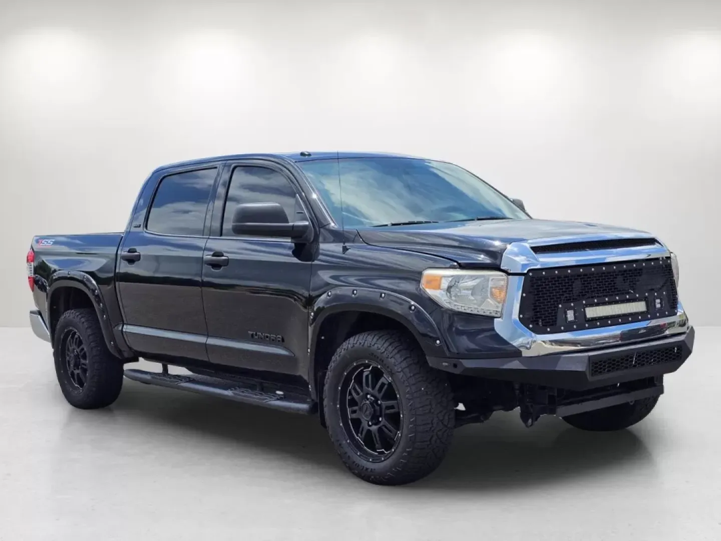 2017 Toyota Tundra 2WD SR5 (5TFEM5F10HX) with an Other engine, located at 1430 Gateway Drive, Opelika, AL, 36801, (334) 239-0944, 32.637871, -85.409790 - **Unleash Your Adventurous Side with the 2017 Toyota Tundra SR5 Crew Cab at Gils Auto in Prattville, AL!**<br /> <br /> Are you ready to elevate your outdoor adventures and weekend getaways? The 2017 Toyota Tundra SR5 Crew Cab is your perfect partner for exploration, offering a blend of rugged capab - Photo#2