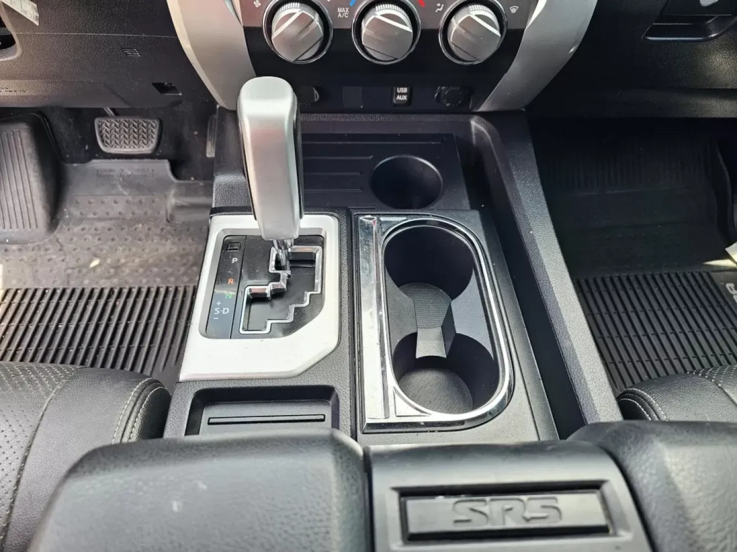 2017 Toyota Tundra 2WD SR5 (5TFEM5F10HX) with an Other engine, located at 1430 Gateway Drive, Opelika, AL, 36801, (334) 239-0944, 32.637871, -85.409790 - **Unleash Your Adventurous Side with the 2017 Toyota Tundra SR5 Crew Cab at Gils Auto in Prattville, AL!**<br /> <br /> Are you ready to elevate your outdoor adventures and weekend getaways? The 2017 Toyota Tundra SR5 Crew Cab is your perfect partner for exploration, offering a blend of rugged capab - Photo#12