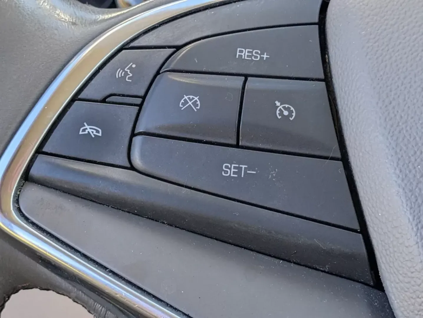 2018 /Cirrus Cadillac XT5 Luxury FWD (1GYKNCRS9JZ) with an Other engine, located at 3959 U.S. 80 W, Phenix City, AL, 36870, (334) 297-4885, 32.469296, -85.135185 - 2018 Cadillac XT5 Luxury FWD - Photo#19