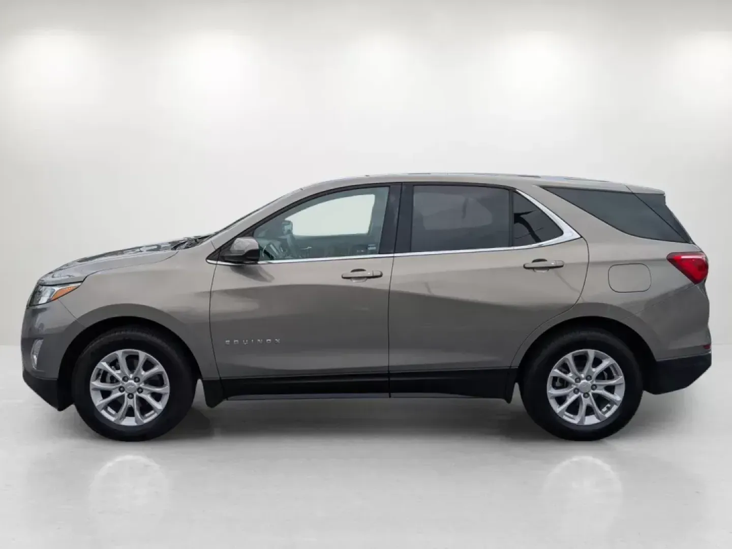 2018 /Jet Black Chevrolet Equinox LT (3GNAXJEV1JS) with an Turbocharged Gas I4 1.5L/ engine, 6-Speed Automatic transmission, located at 1430 Gateway Drive, Opelika, AL, 36801, (334) 239-0944, 32.637871, -85.409790 - 2018 Chevrolet Equinox LT - Photo#7