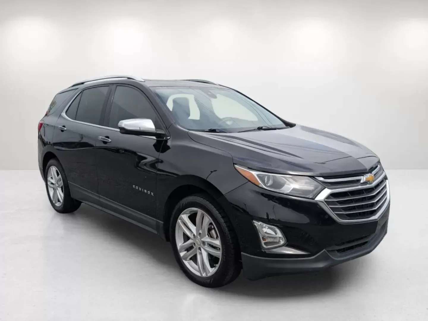 2018 /Jet Black Chevrolet Equinox Premier (3GNAXMEV3JL) with an Other engine, located at 5115 14th Ave., Columbus, GA, 31904, (706) 323-0345, 32.511494, -84.971046 - **Adventure Awaits with the 2018 Chevrolet Equinox Premier - Your Perfect SUV for Any Journey!**<br /> <br /> Are you in search of a versatile vehicle that seamlessly blends style, comfort, and technology? Look no further than this stunning 2018 Chevrolet Equinox Premier, available now at Gils Auto - Photo#2