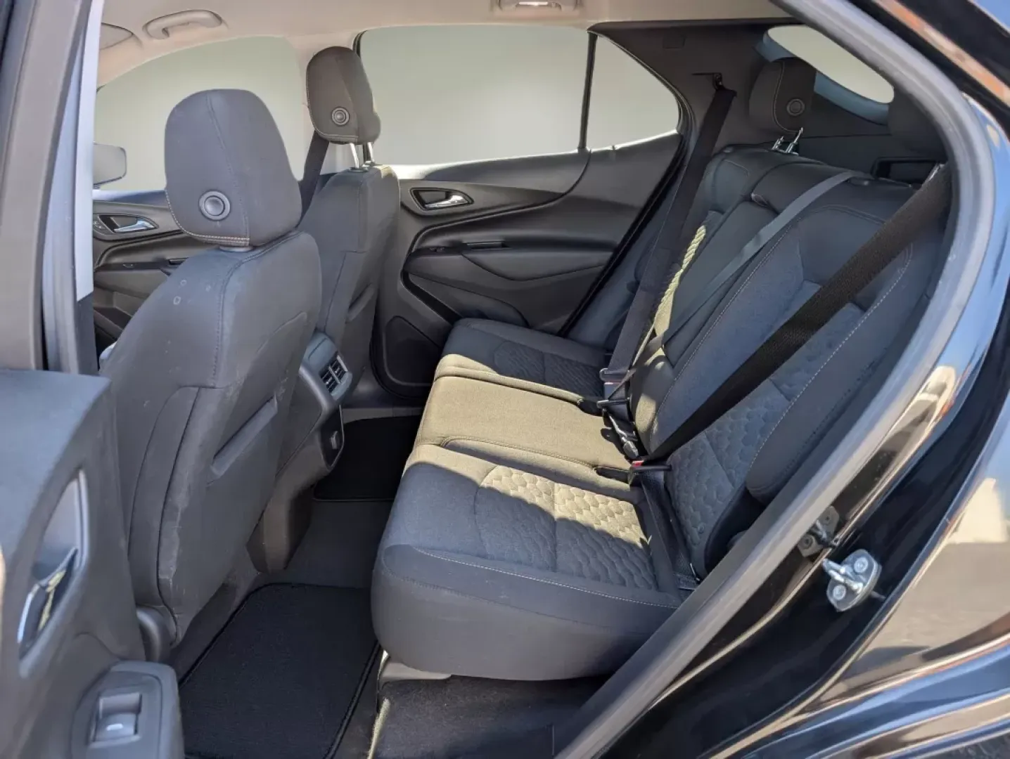 2018 /Jet Black Chevrolet Equinox LT (2GNAXJEVXJ6) with an Other engine, located at 1430 Gateway Drive, Opelika, AL, 36801, (334) 239-0944, 32.637871, -85.409790 - **Discover Your Next Adventure with the 2018 Chevrolet Equinox LT at Gils Auto in Phenix City, AL!**<br /> <br /> Are you looking for a versatile SUV that fits seamlessly into your lifestyle? The 2018 Chevrolet Equinox LT is the perfect blend of style, functionality, and reliability. Whether you're - Photo#9