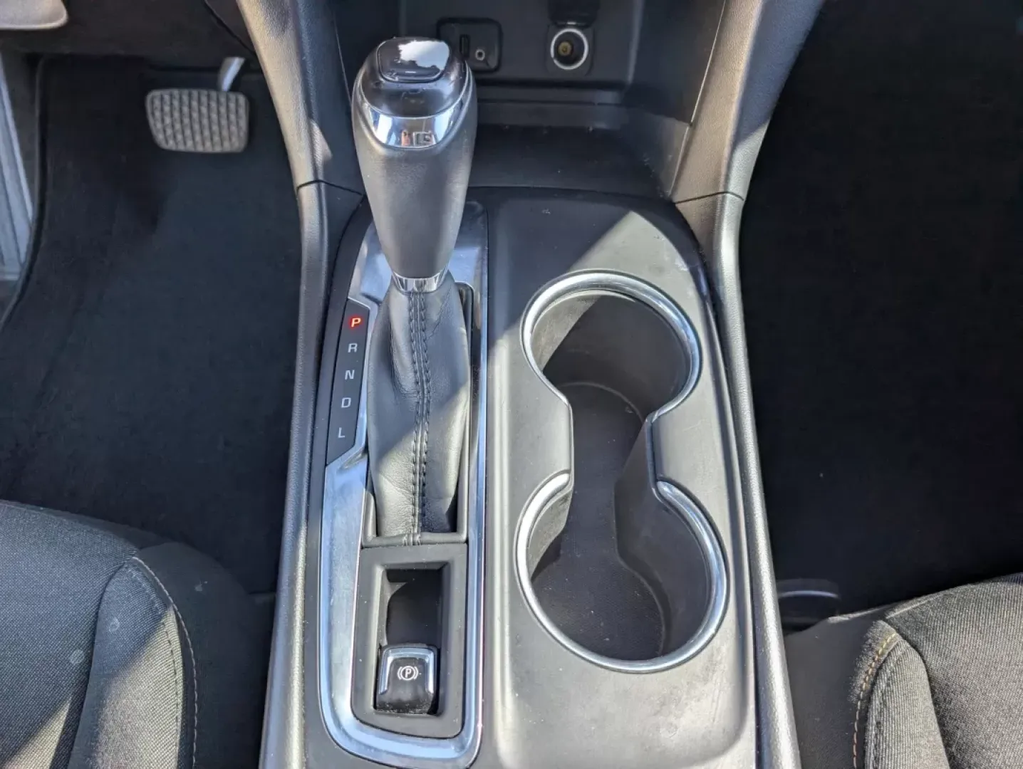 2018 /Jet Black Chevrolet Equinox LT (2GNAXJEVXJ6) with an Other engine, located at 1430 Gateway Drive, Opelika, AL, 36801, (334) 239-0944, 32.637871, -85.409790 - **Discover Your Next Adventure with the 2018 Chevrolet Equinox LT at Gils Auto in Phenix City, AL!**<br /> <br /> Are you looking for a versatile SUV that fits seamlessly into your lifestyle? The 2018 Chevrolet Equinox LT is the perfect blend of style, functionality, and reliability. Whether you're - Photo#12