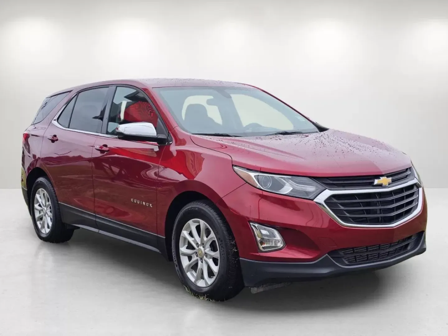 2018 /Medium Ash Gray Chevrolet Equinox LT (2GNAXJEV6J6) with an Other engine, located at 1430 Gateway Drive, Opelika, AL, 36801, (334) 239-0944, 32.637871, -85.409790 - **Adventure Awaits with the 2018 Chevrolet Equinox LT at Gils Auto - Phenix City!**<br /> <br /> Are you a growing family in search of the perfect vehicle that blends comfort, technology, and reliability? Look no further! The 2018 Chevrolet Equinox LT is here at Gils Auto, your trusted **Buy Here Pa - Photo#2