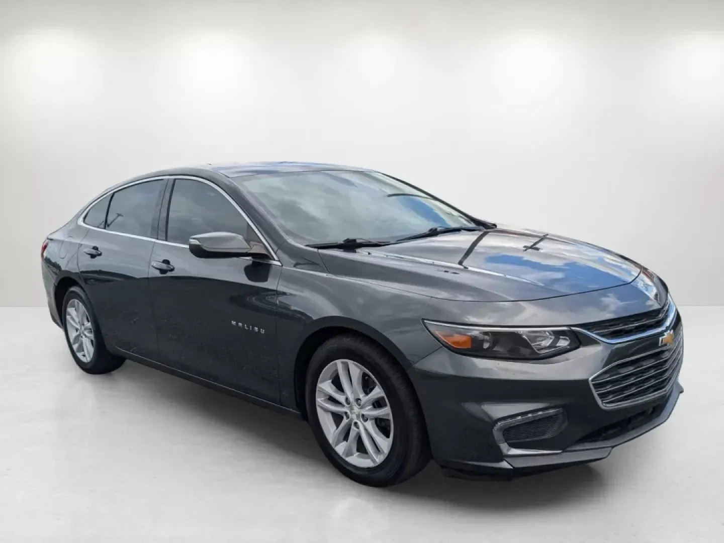 2018 /Jet Black Chevrolet Malibu LT (1G1ZD5ST3JF) with an Other engine, located at 521 Old Farm Lane Rd, Prattville, AL, 36066, (334) 325-1505, 32.482460, -86.416367 - **Experience the Open Road with the 2018 Chevrolet Malibu LT from Gils Auto - Columbus**<br /> <br /> Are you looking for a reliable sedan that fits seamlessly into your daily routine? Whether you're commuting through Columbus or planning a weekend getaway, the 2018 Chevrolet Malibu LT is your perfe - Photo#17