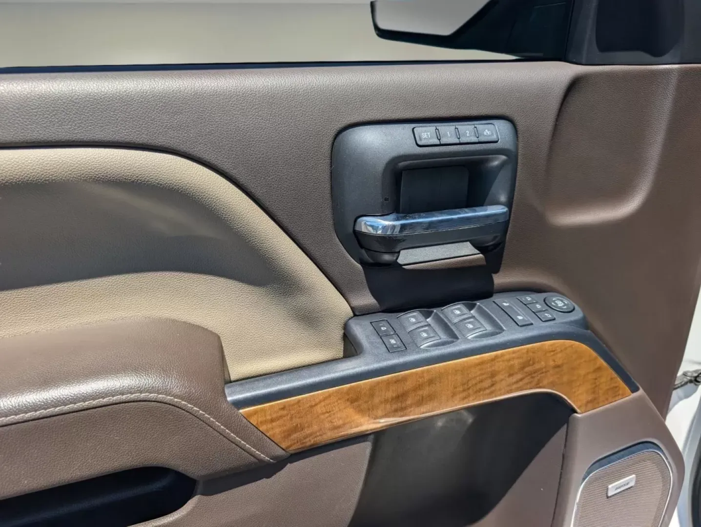 2018 /Cocoa/Dune Chevrolet Silverado 1500 LTZ (3GCPCSEC1JG) with an Other engine, located at 804 22nd Ave, Phenix City, AL, 36870, (334) 297-1860, 32.484749, -85.024475 - Are you ready to elevate your lifestyle with a robust and reliable truck that can handle everything from daily commutes to weekend adventures? The 2018 Chevrolet Silverado 1500 LTZ, available now at Gils Auto in Phenix City, AL, is the perfect vehicle for those who demand versatility and performance - Photo#8