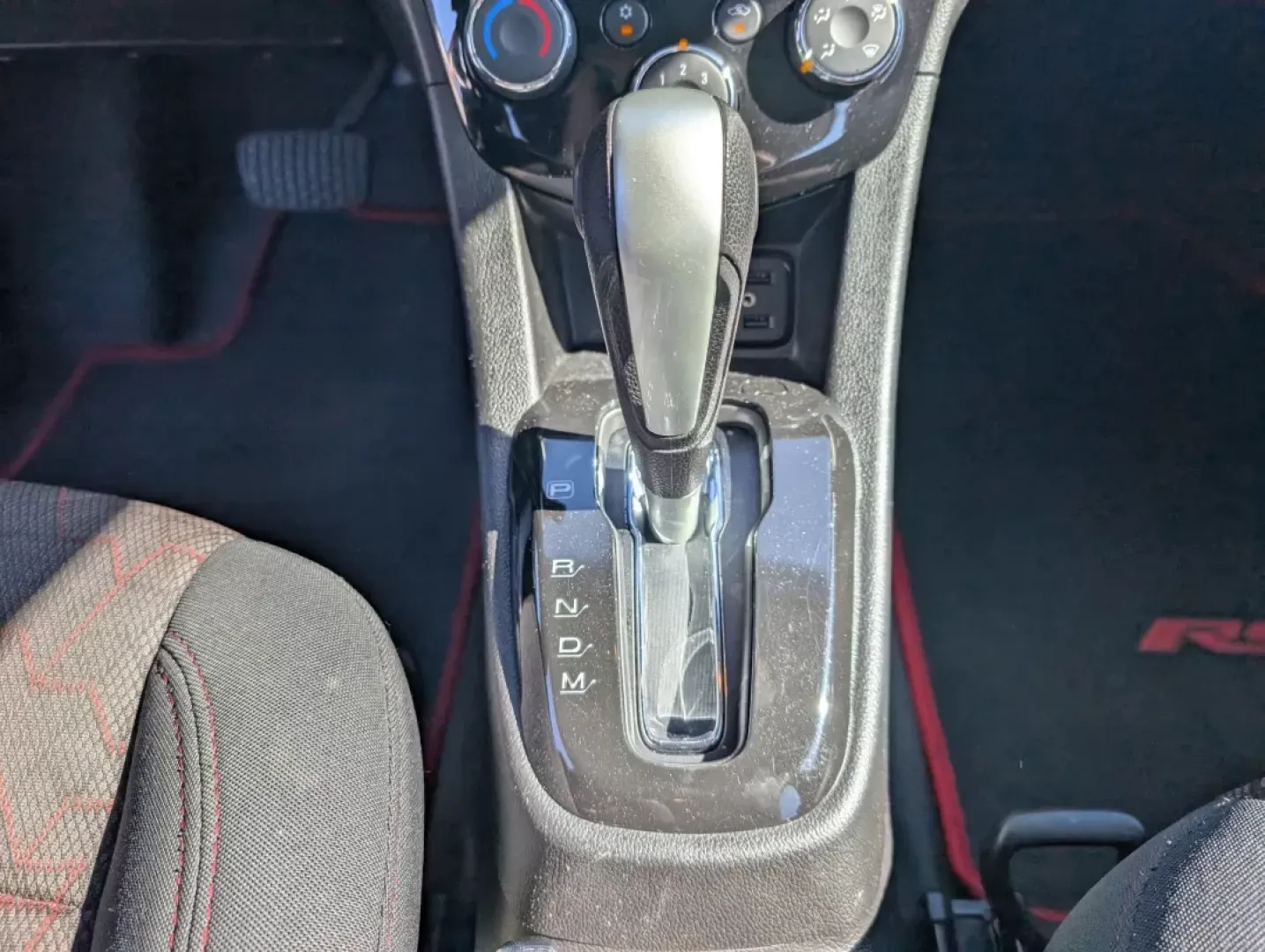 2018 /Jet Black Chevrolet Sonic LT (1G1JD5SHXJ4) with an Other engine, located at 804 22nd Ave, Phenix City, AL, 36870, (334) 297-1860, 32.484749, -85.024475 - **Discover Your Perfect Commute Companion: 2018 Chevrolet Sonic LT at Gils Auto, Phenix City**<br /> <br /> Are you ready to elevate your daily drive? The 2018 Chevrolet Sonic LT is the ideal choice for those who crave a reliable, fuel-efficient sedan that doesn't compromise on style or features. Wh - Photo#13