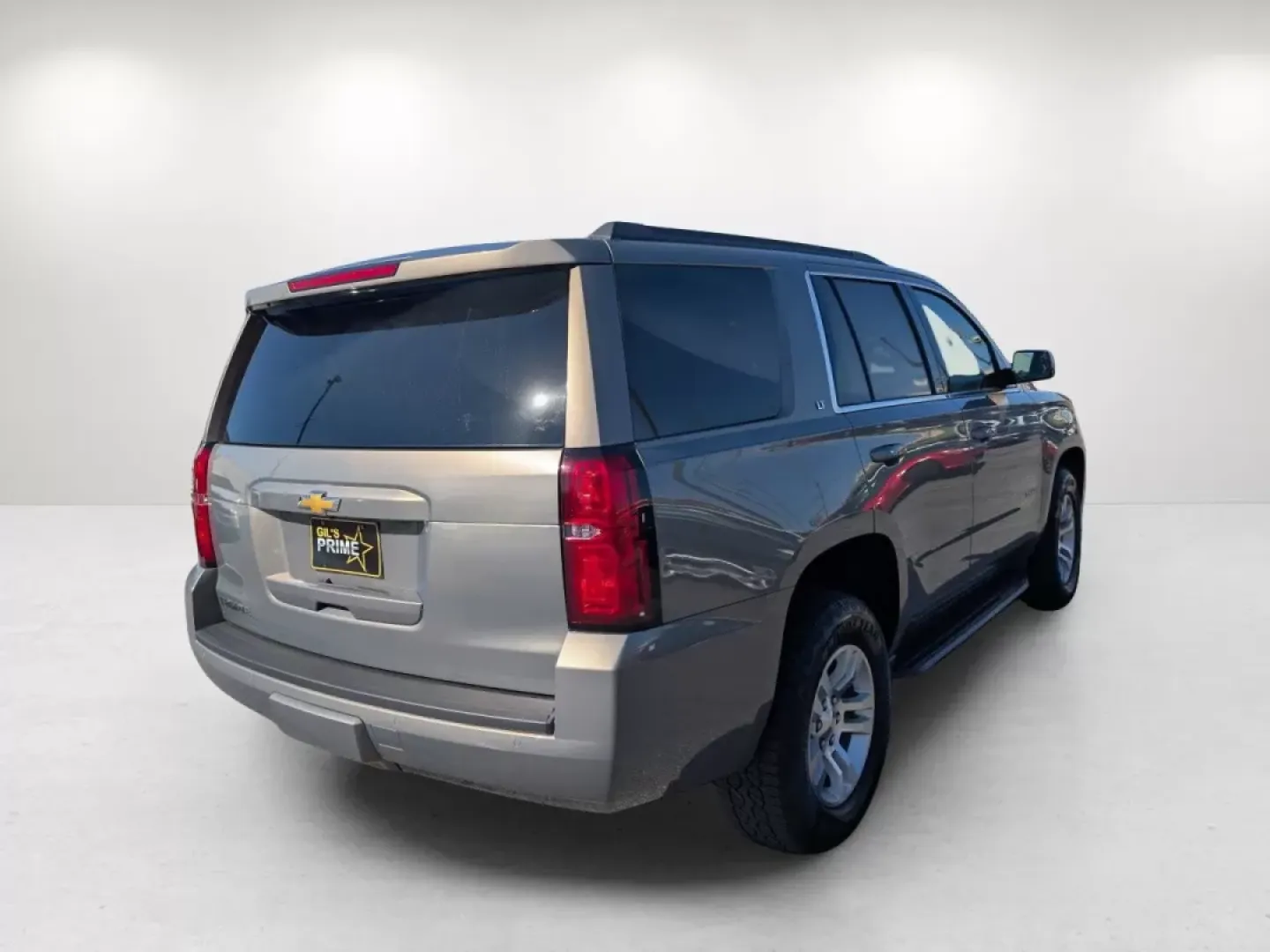 2018 /Jet Black Chevrolet Tahoe LT (1GNSCBKC0JR) with an Other engine, located at 1430 Gateway Drive, Opelika, AL, 36801, (334) 239-0944, 32.637871, -85.409790 - **Explore Your Next Adventure with the 2018 Chevrolet Tahoe LT Perfect for Family Getaways!**<br /> <br /> Are you ready for your next family camping trip, weekend adventure, or daily commute? The 2018 Chevrolet Tahoe LT is designed for those who refuse to compromise on space, comfort, and technolo - Photo#4