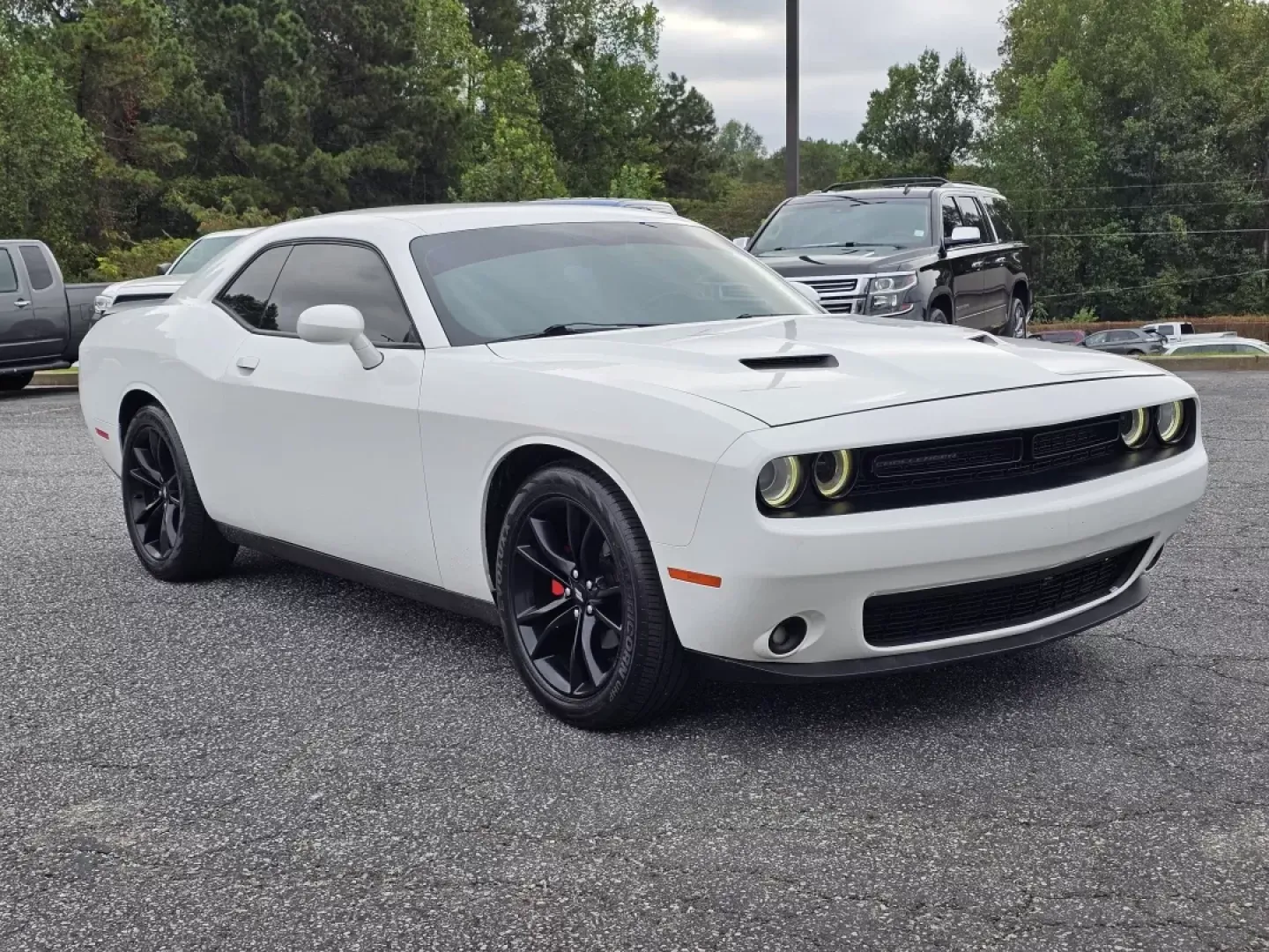 2018 /Black Dodge Challenger SXT (2C3CDZAG6JH) with an Other engine, located at 3959 U.S. 80 W, Phenix City, AL, 36870, (334) 297-4885, 32.469296, -85.135185 - **Unleash Your Inner Adventurer with the 2018 Dodge Challenger SXT at Gils Auto - Phenix City!**<br /> <br /> Are you ready to elevate your driving experience? Whether you're navigating your daily commute, cruising through the scenic roads of Alabama, or embarking on weekend adventures, the 2018 Dod - Photo#2