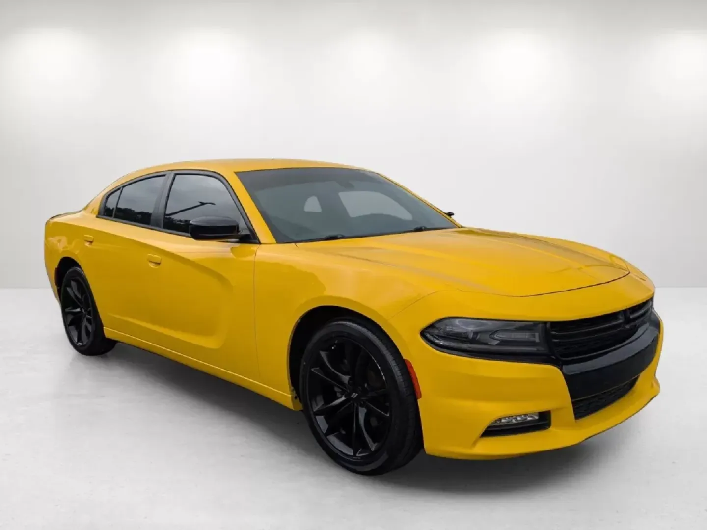 2018 /Black Dodge Charger SXT Plus (2C3CDXHGXJH) with an Other engine, located at 804 22nd Ave, Phenix City, AL, 36870, (334) 297-1860, 32.484749, -85.024475 - **Unleash Your Drive with the 2018 Dodge Charger SXT Plus from Gils Auto in Phenix City, AL!**<br /> <br /> Are you ready to elevate your daily commute or turn heads on the weekend? The 2018 Dodge Charger SXT Plus is more than just a car; it's a lifestyle statement that combines performance, style, - Photo#2