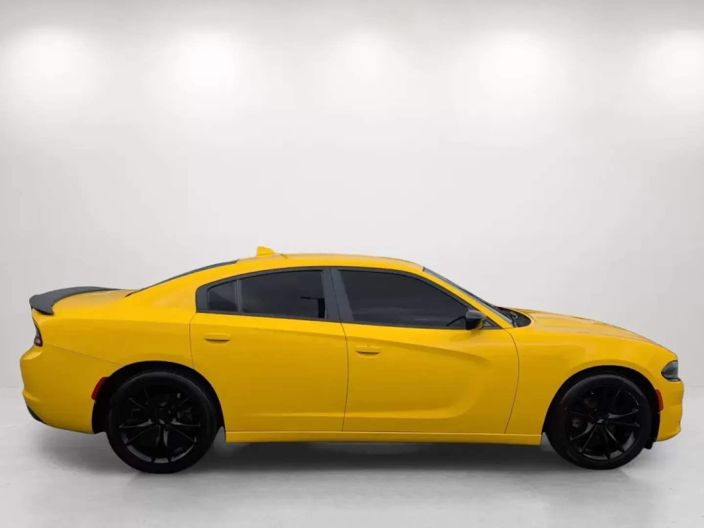 2018 /Black Dodge Charger SXT Plus (2C3CDXHGXJH) with an Other engine, located at 804 22nd Ave, Phenix City, AL, 36870, (334) 297-1860, 32.484749, -85.024475 - **Unleash Your Drive with the 2018 Dodge Charger SXT Plus from Gils Auto in Phenix City, AL!**<br /> <br /> Are you ready to elevate your daily commute or turn heads on the weekend? The 2018 Dodge Charger SXT Plus is more than just a car; it's a lifestyle statement that combines performance, style, - Photo#3
