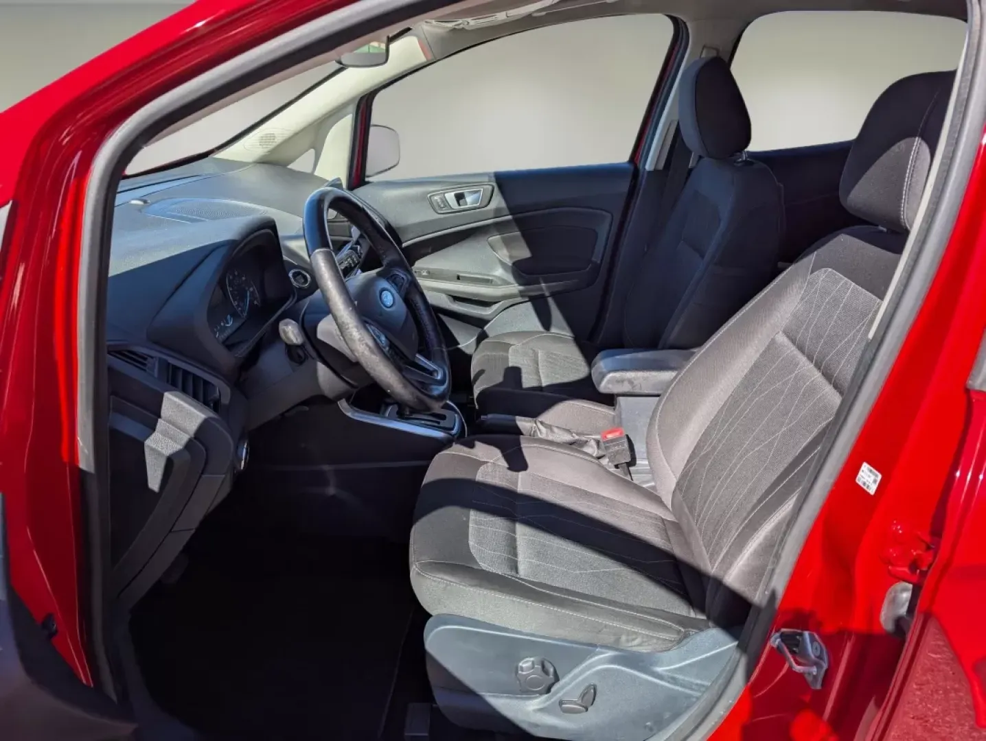 2018 Ford EcoSport SE (MAJ3P1TE4JC) with an Other engine, located at 1430 Gateway Drive, Opelika, AL, 36801, (334) 239-0944, 32.637871, -85.409790 - Are you looking for a compact SUV that seamlessly fits your dynamic lifestyle? Look no further! This 2018 Ford EcoSport SE is not just a vehicle; it's your next adventure companion, perfect for both urban commuting and weekend getaways. Whether you're a growing family seeking convenience or a young - Photo#9