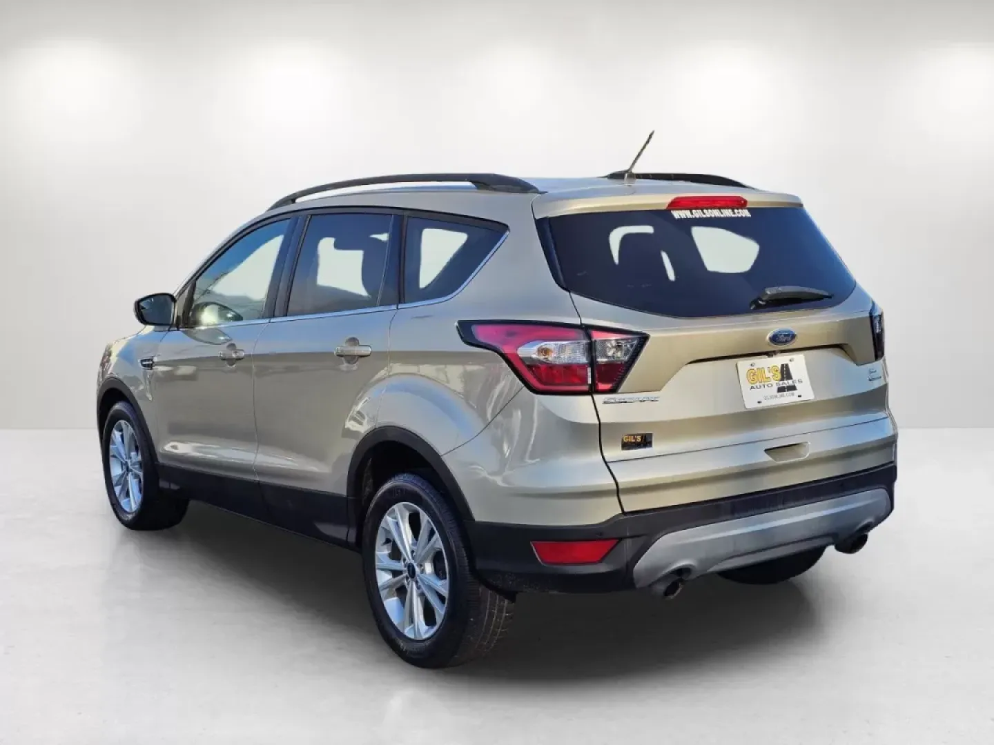 2018 Ford Escape SE (1FMCU0GD5JU) with an Other engine, located at 804 22nd Ave, Phenix City, AL, 36870, (334) 297-1860, 32.484749, -85.024475 - **Experience Life on the Go with the 2018 Ford Escape SE from Gils Auto!** <br /> <br /> Are you looking for the perfect vehicle that fits your adventurous lifestyle while providing the comfort and reliability you need? The 2018 Ford Escape SE is a versatile SUV designed for everything from family o - Photo#6