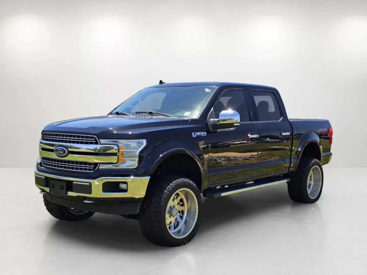 2018 Ford F-150 LARIAT (1FTEW1EG4JK) with an Other engine, located at 521 Old Farm Lane Rd, Prattville, AL, 36066, (334) 325-1505, 32.482460, -86.416367 - **Explore the Great Outdoors in Comfort: 2018 Ford F-150 LARIAT for Sale at Gils Auto - Prattville, AL!**<br /> <br /> Are you ready to elevate your adventures and enjoy weekend getaways in style? Look no further than this stunning 2018 Ford F-150 LARIAT, available now at Gils Auto, your premier Buy - Photo#1