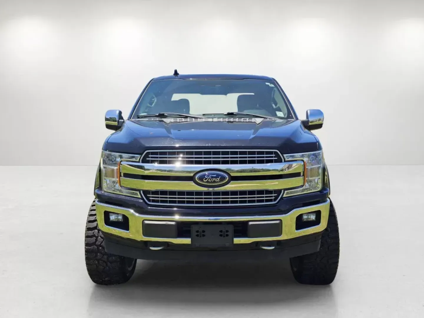 2018 Ford F-150 LARIAT (1FTEW1EG4JK) with an Other engine, located at 521 Old Farm Lane Rd, Prattville, AL, 36066, (334) 325-1505, 32.482460, -86.416367 - **Explore the Great Outdoors in Comfort: 2018 Ford F-150 LARIAT for Sale at Gils Auto - Prattville, AL!**<br /> <br /> Are you ready to elevate your adventures and enjoy weekend getaways in style? Look no further than this stunning 2018 Ford F-150 LARIAT, available now at Gils Auto, your premier Buy - Photo#2