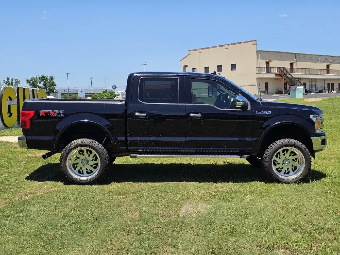 2018 Ford F-150 LARIAT (1FTEW1EG4JK) with an Other engine, located at 521 Old Farm Lane Rd, Prattville, AL, 36066, (334) 325-1505, 32.482460, -86.416367 - **Explore the Great Outdoors in Comfort: 2018 Ford F-150 LARIAT for Sale at Gils Auto - Prattville, AL!**<br /> <br /> Are you ready to elevate your adventures and enjoy weekend getaways in style? Look no further than this stunning 2018 Ford F-150 LARIAT, available now at Gils Auto, your premier Buy - Photo#4