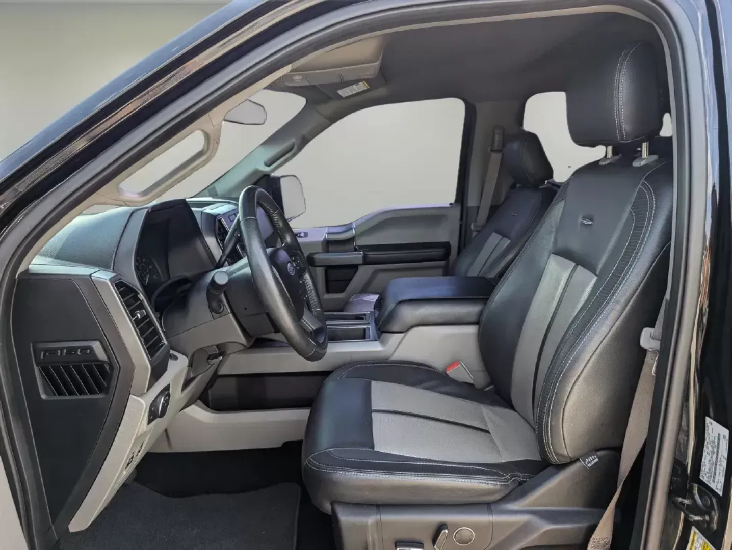 2018 Ford F-150 XLT (1FTEW1E5XJK) with an Other engine, located at 3959 U.S. 80 W, Phenix City, AL, 36870, (334) 297-4885, 32.469296, -85.135185 - For those seeking a rugged, reliable vehicle that can handle both everyday commutes and weekend adventures, the 2018 Ford F-150 XLT Crew Cab Pickup is a perfect match. Imagine tackling off-road trails or loading up the family for a trip to the local park-this truck is built to accommodate your lifes - Photo#9