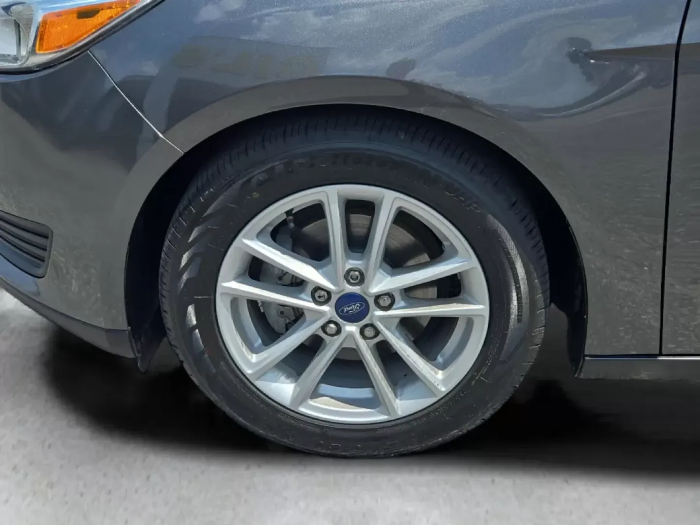 2018 Ford Focus SE (1FADP3F22JL) with an Other engine, located at 1430 Gateway Drive, Opelika, AL, 36801, (334) 239-0944, 32.637871, -85.409790 - **Discover the Road Ahead with the 2018 Ford Focus SE: Your Perfect Daily Driver!**<br /> <br /> Are you in search of a reliable vehicle that effortlessly fits into your busy lifestyle? Look no further than this 2018 Ford Focus SE, available now at Gils Auto in Phenix City, AL! This sedan is not jus - Photo#8