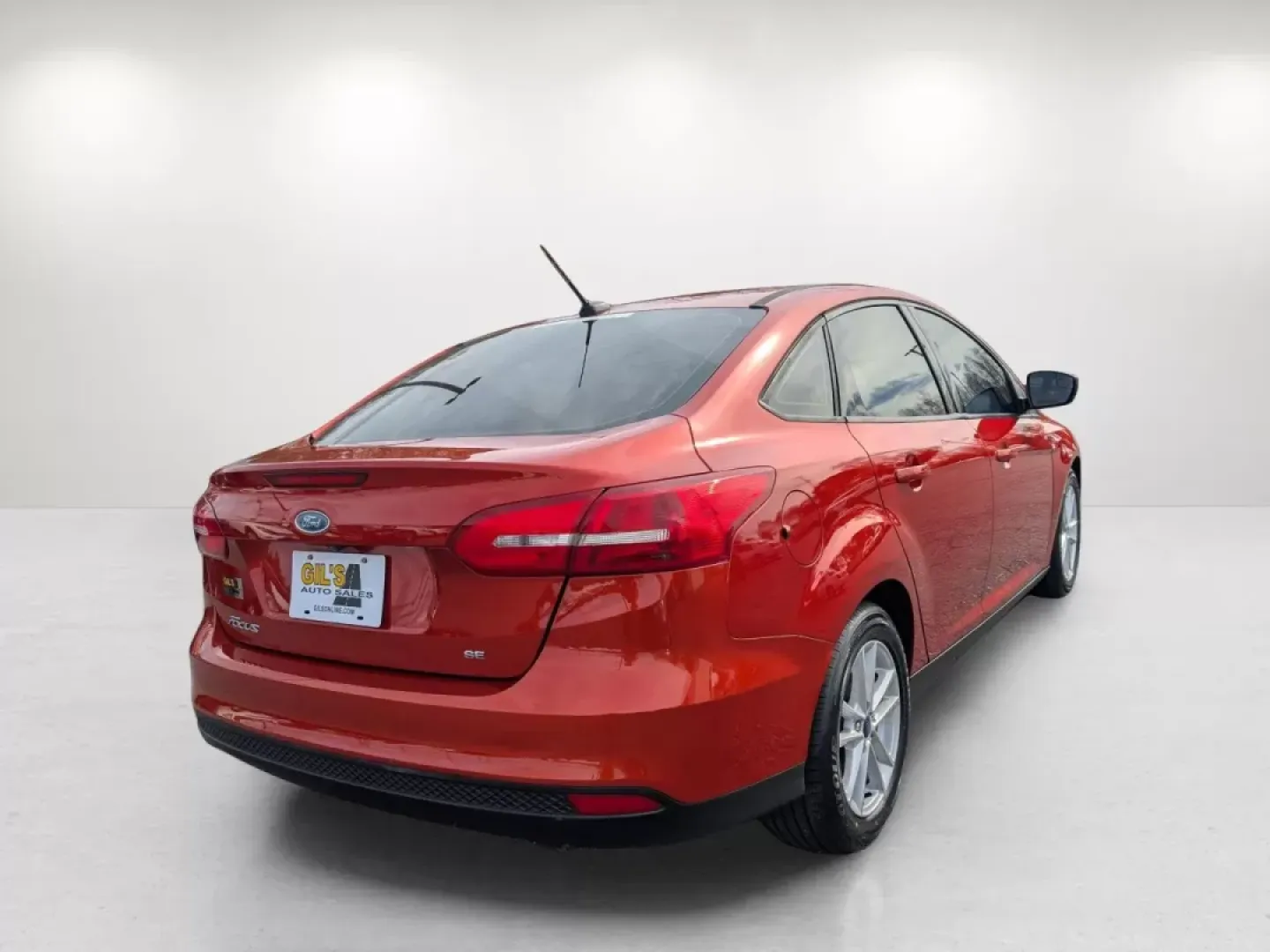 2018 Ford Focus SE (1FADP3F27JL) with an Other engine, located at 5115 14th Ave., Columbus, GA, 31904, (706) 323-0345, 32.511494, -84.971046 - **Discover Your Next Adventure with the 2018 Ford Focus SE at Gils Auto!**<br /> <br /> Are you on the lookout for a reliable vehicle that seamlessly blends style, efficiency, and affordability? Look no further than the 2018 Ford Focus SE, now available at Gils Auto in Phenix City, AL! Perfect for c - Photo#5