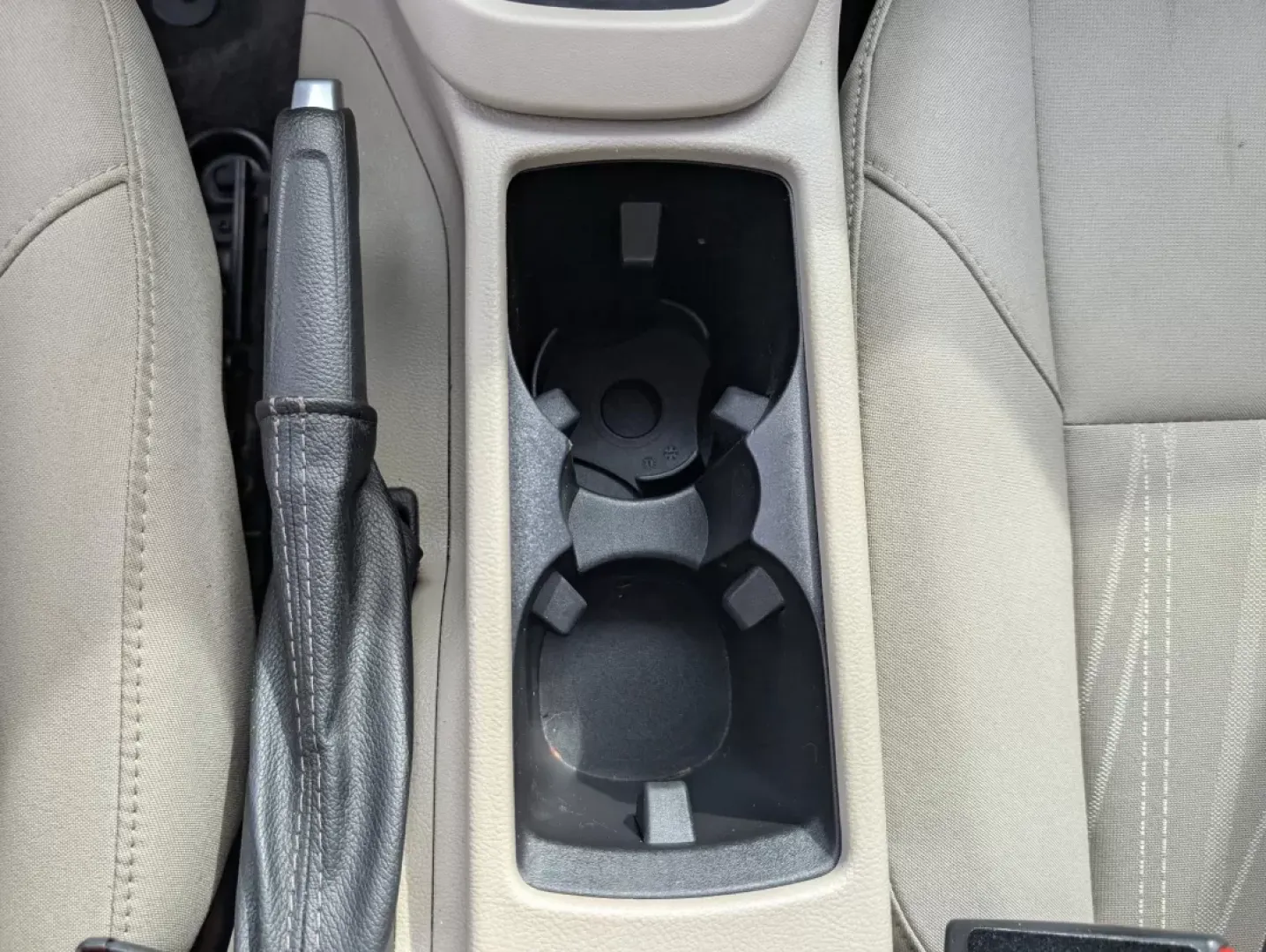 2018 Ford Focus SE (1FADP3F27JL) with an Other engine, located at 5115 14th Ave., Columbus, GA, 31904, (706) 323-0345, 32.511494, -84.971046 - **Discover Your Next Adventure with the 2018 Ford Focus SE at Gils Auto!**<br /> <br /> Are you on the lookout for a reliable vehicle that seamlessly blends style, efficiency, and affordability? Look no further than the 2018 Ford Focus SE, now available at Gils Auto in Phenix City, AL! Perfect for c - Photo#13