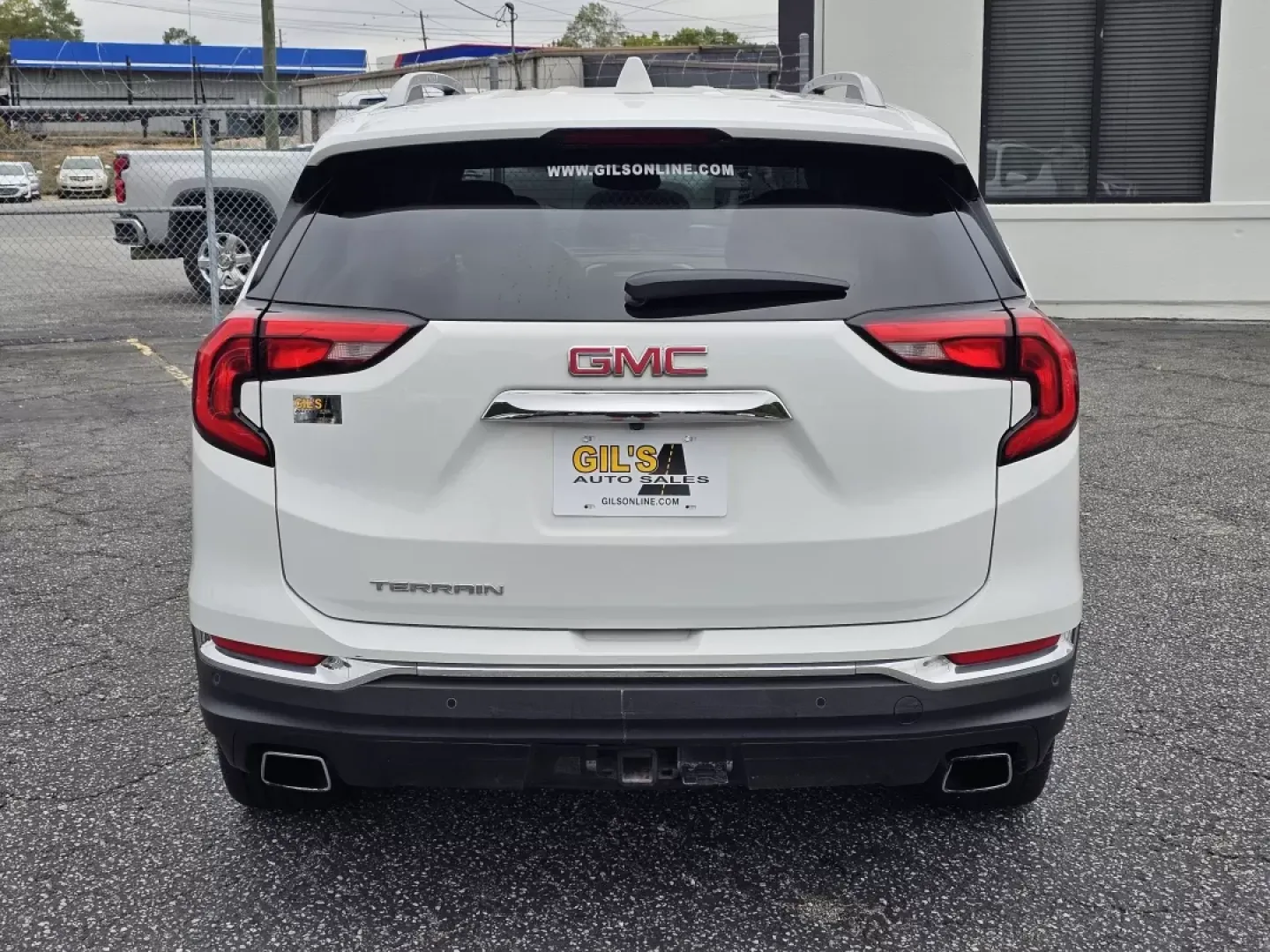 2018 /Medium Ash Gray/Jet Black GMC Terrain SLT (3GKALPEX7JL) with an Other engine, located at 3959 U.S. 80 W, Phenix City, AL, 36870, (334) 297-4885, 32.469296, -85.135185 - ### Discover the Perfect Family SUV: 2018 GMC Terrain SLT at Gils Auto - Phenix City<br /> <br /> Are you ready to elevate your family's adventures without compromise? The 2018 GMC Terrain SLT is designed for those who crave versatility and style, making it the perfect companion for everything from - Photo#5