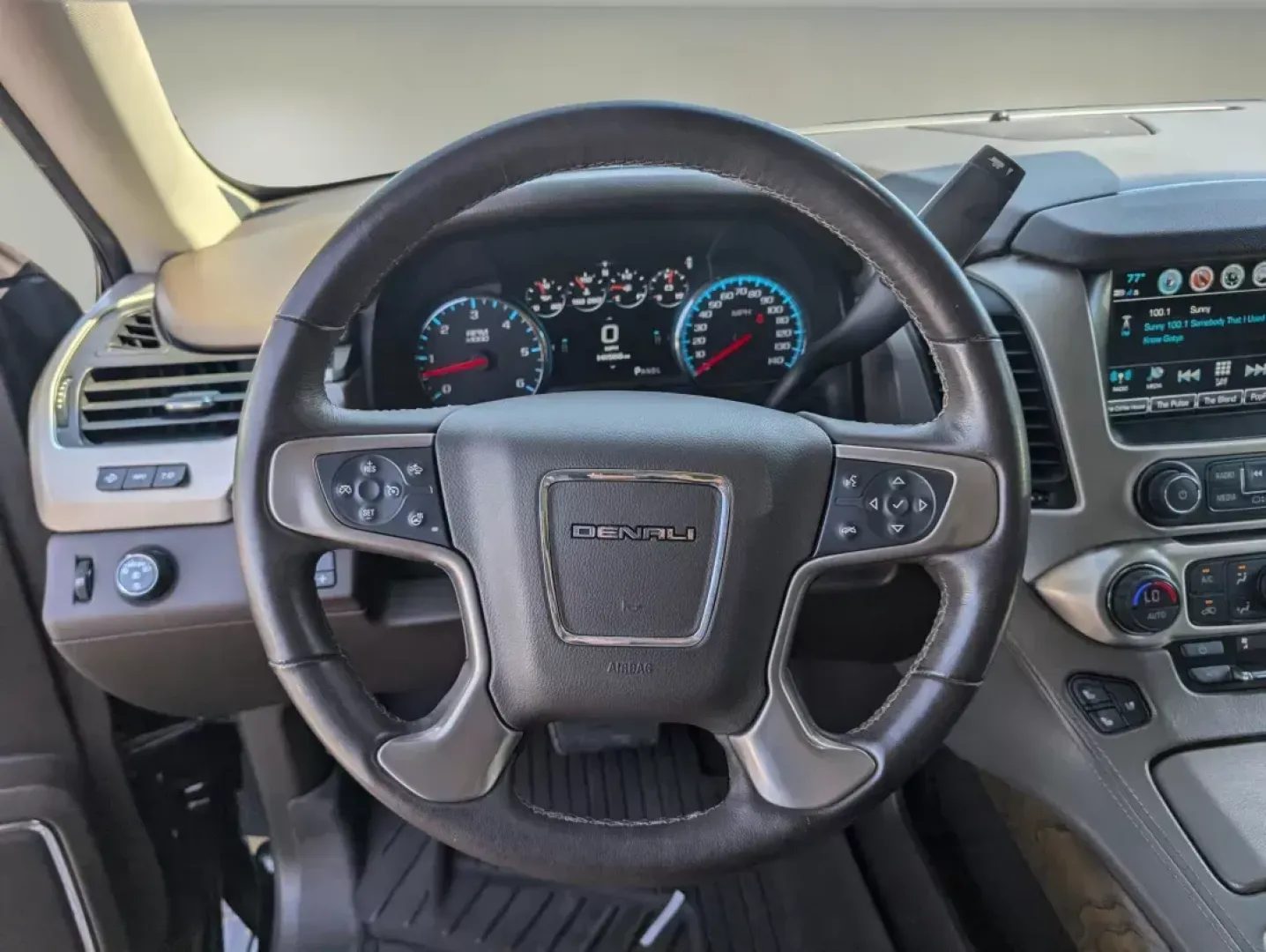 2018 /Cocoa/Dark Atmosphere GMC Yukon Denali (1GKS1CKJ7JR) with an Gas V8 6.2L/376 engine, 10-Speed Automatic transmission, located at 3959 U.S. 80 W, Phenix City, AL, 36870, (334) 297-4885, 32.469296, -85.135185 - 2018 GMC Yukon Denali - Photo#15