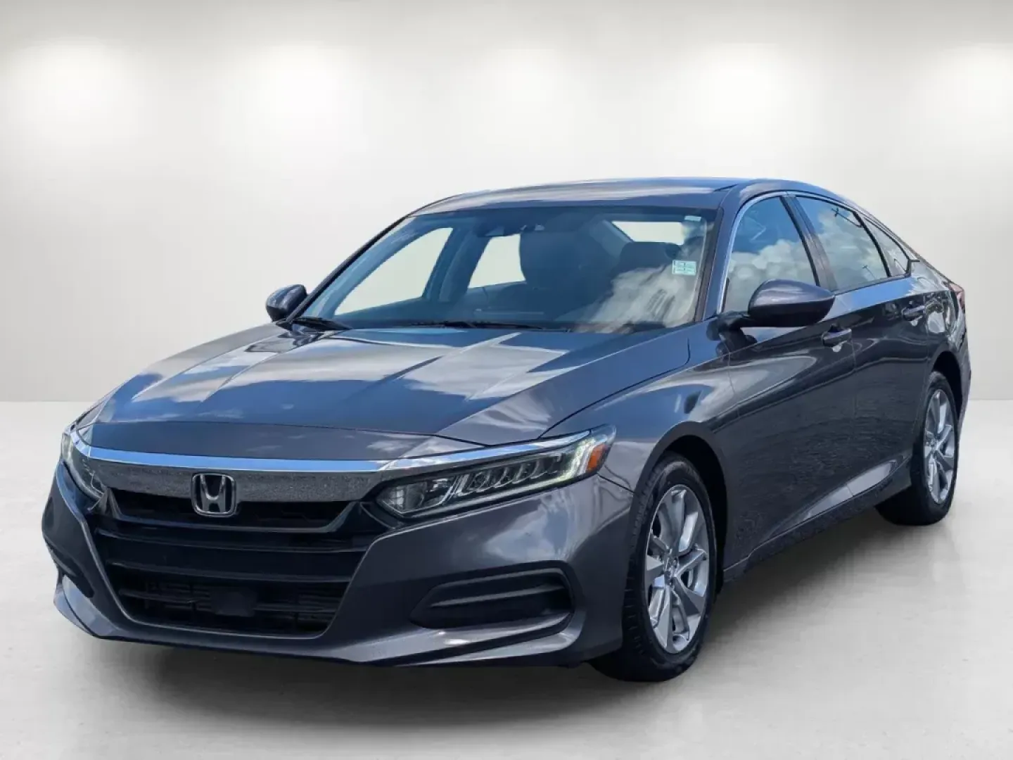 2018 Honda Accord Sedan LX 1.5T (1HGCV1F1XJA) with an Intercooled Turbo Regular Unleaded I-4 1.5 L/91 engine, 1-Speed CVT w/OD transmission, located at 3959 U.S. 80 W, Phenix City, AL, 36870, (334) 297-4885, 32.469296, -85.135185 - **Discover the Perfect Blend of Comfort and Efficiency with the 2018 Honda Accord Sedan LX 1.5T** <br /> <br /> Are you ready to elevate your driving experience? Whether you're commuting to work in Phenix City or heading out for a weekend adventure, the 2018 Honda Accord Sedan LX 1.5T is designed to - Photo#1