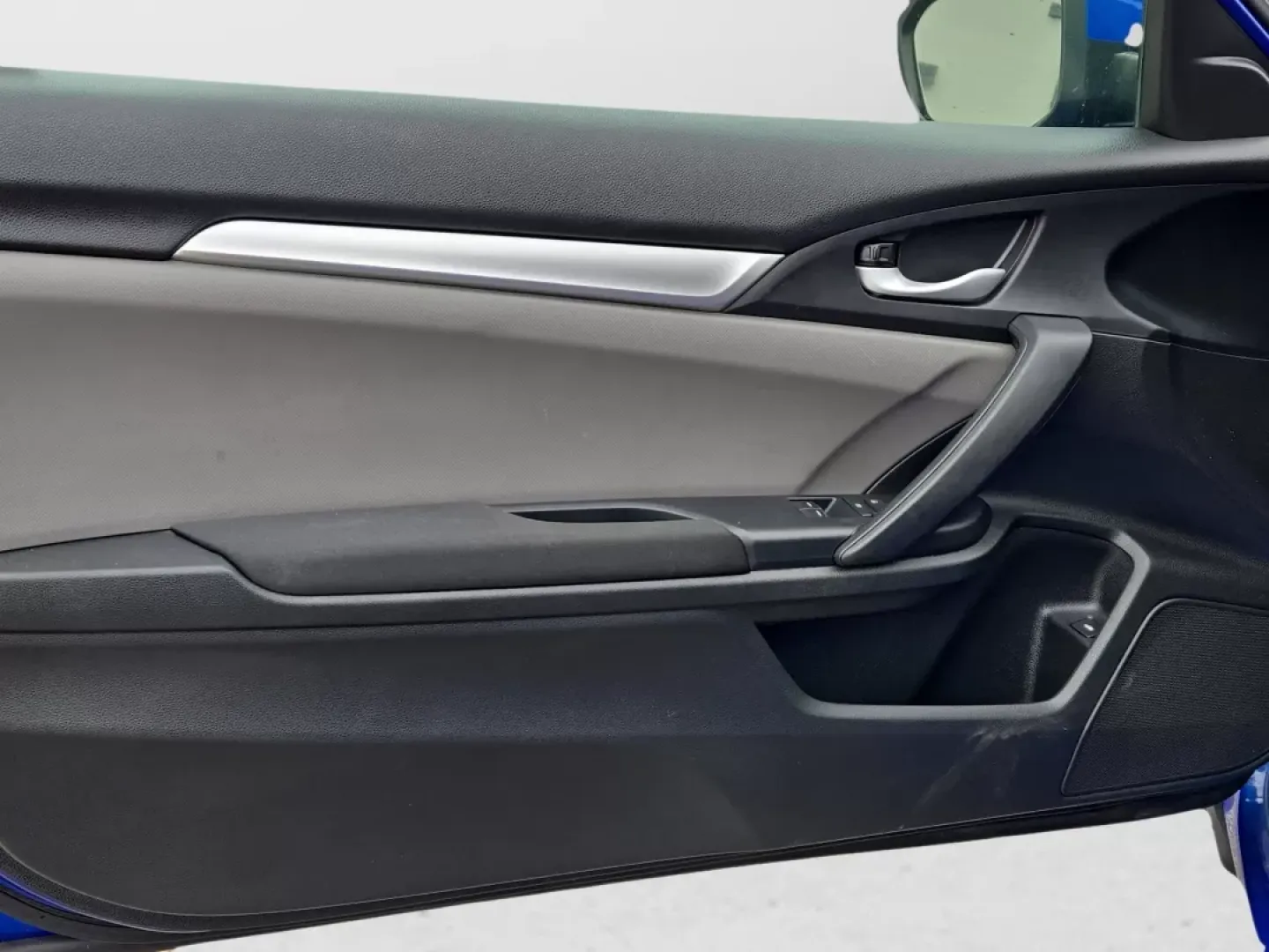 2018 Honda Civic Coupe LX-P (2HGFC4B08JH) with an Other engine, located at 521 Old Farm Lane Rd, Prattville, AL, 36066, (334) 325-1505, 32.482460, -86.416367 - **Unleash Your Inner Adventurer with the 2018 Honda Civic Coupe LX-P!**<br /> <br /> Are you searching for a reliable vehicle that seamlessly fits into your active lifestyle? Look no further than this stunning 2018 Honda Civic Coupe LX-P, available now at Gils Auto in Prattville, AL. Whether you're - Photo#8