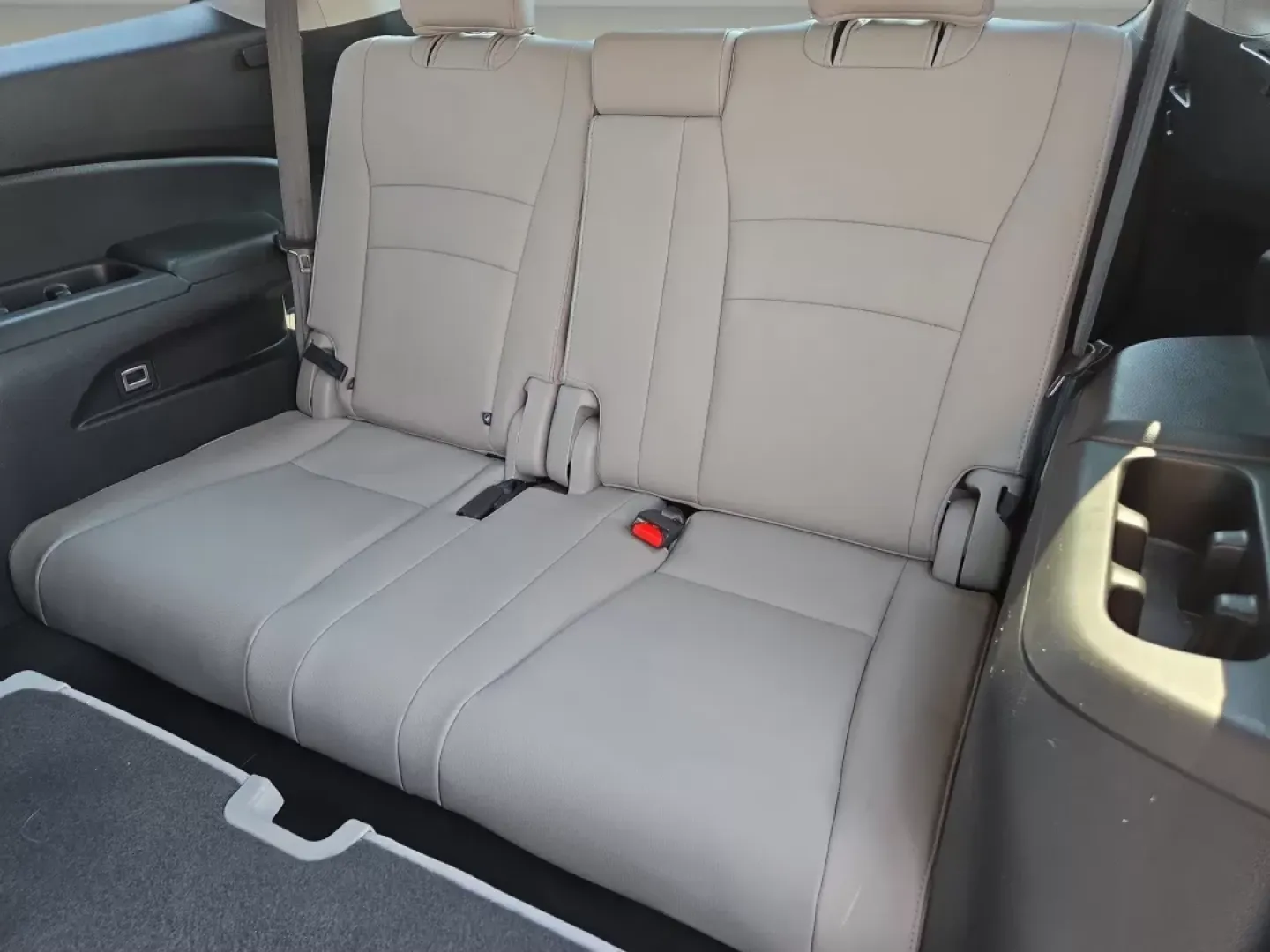 2018 Honda Pilot EX-L (5FNYF5H63JB) with an Other engine, located at 521 Old Farm Lane Rd, Prattville, AL, 36066, (334) 325-1505, 32.482460, -86.416367 - Rev up your lifestyle with the perfect blend of comfort and versatility! Whether you're carting the kids to soccer practice, gearing up for an adventurous weekend getaway, or simply tackling your daily commute, the 2018 Honda Pilot EX-L is your ideal companion. This spacious SUV offers ample room, a - Photo#14