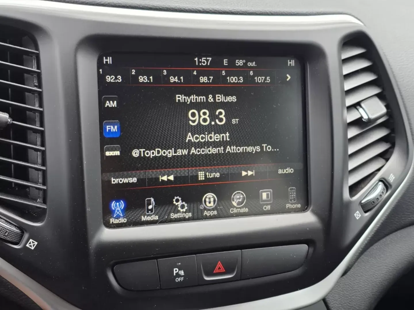 2018 /Black Jeep Cherokee Trailhawk (1C4PJMBX1JD) with an Other engine, located at 7000 Northlake Connector, Columbus, GA, 31904, (706) 987-8085, 32.524975, -84.978134 - **Unleash Adventure with the 2018 Jeep Cherokee Trailhawk Your Perfect Companion for Every Journey!**<br /> <br /> Are you ready to elevate your outdoor escapades or simply enhance your daily commute? Look no further than the 2018 Jeep Cherokee Trailhawk, available now at Gils Auto in Phenix City, - Photo#17