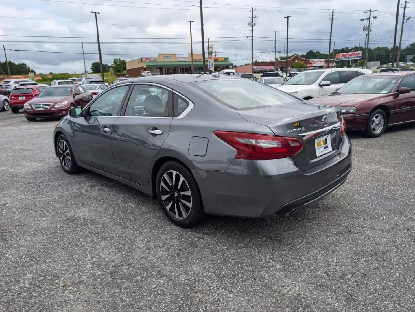2018 /Charcoal Nissan Altima 2.5 SL (1N4AL3AP7JC) with an Other engine, located at 3959 U.S. 80 W, Phenix City, AL, 36870, (334) 297-4885, 32.469296, -85.135185 - Are you ready to elevate your daily drives? Meet the 2018 Nissan Altima 2.5 SL, the perfect blend of style, comfort, and practicality for those who crave a reliable sedan that adapts to their busy lifestyle. Whether you're commuting to work, running errands in Phenix City, or planning a road trip wi - Photo#6