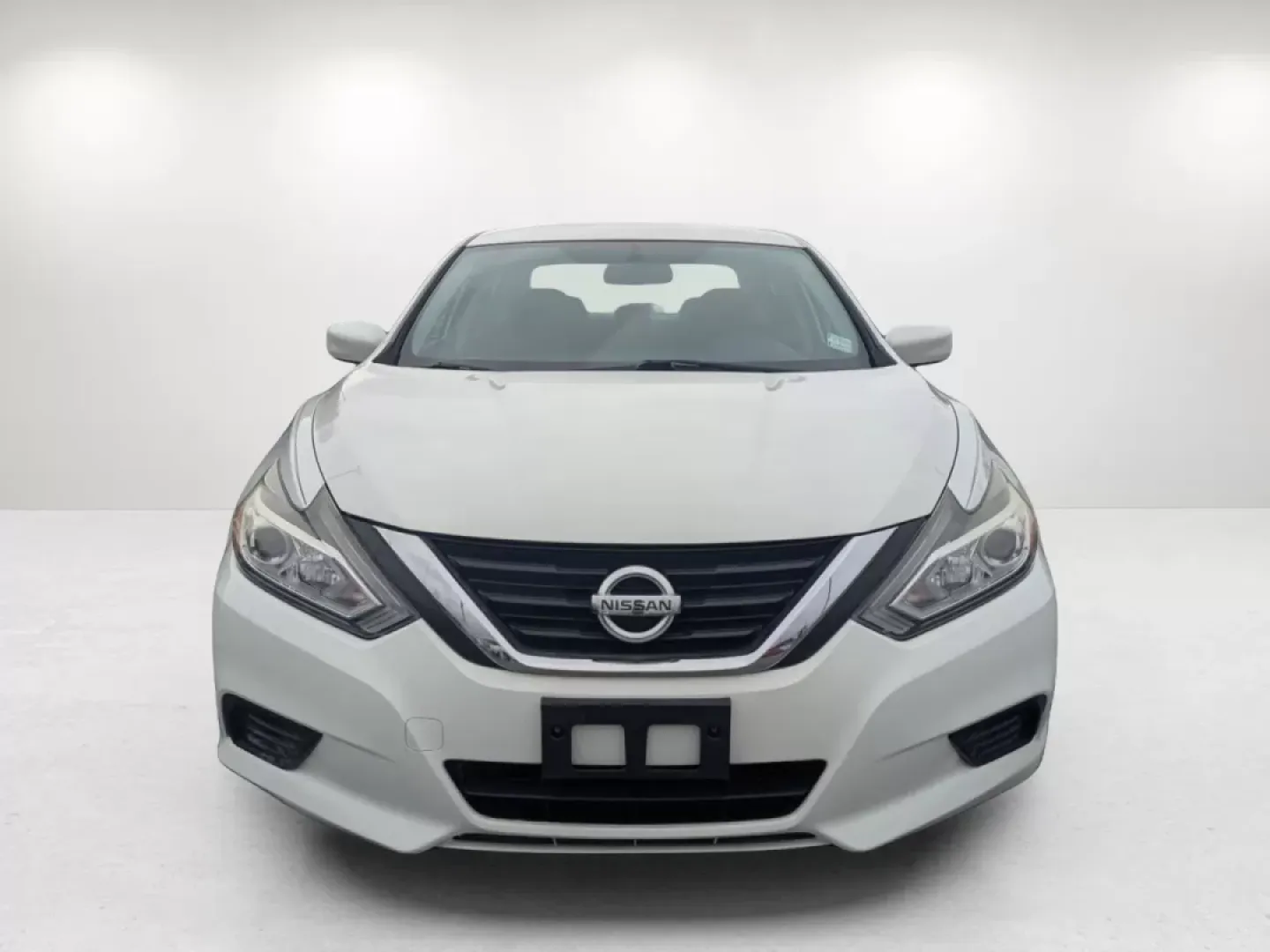 2018 /Charcoal Nissan Altima 2.5 S (1N4AL3AP8JC) with an Other engine, located at 804 22nd Ave, Phenix City, AL, 36870, (334) 297-1860, 32.484749, -85.024475 - **Drive Your Life Forward with the 2018 Nissan Altima: Perfect for Commuters and Families Alike!**<br /> <br /> If you're seeking a reliable vehicle that complements your busy lifestyle, look no further than this stunning 2018 Nissan Altima 2.5 S, now available at Gils Auto in Phenix City, AL. This - Photo#1