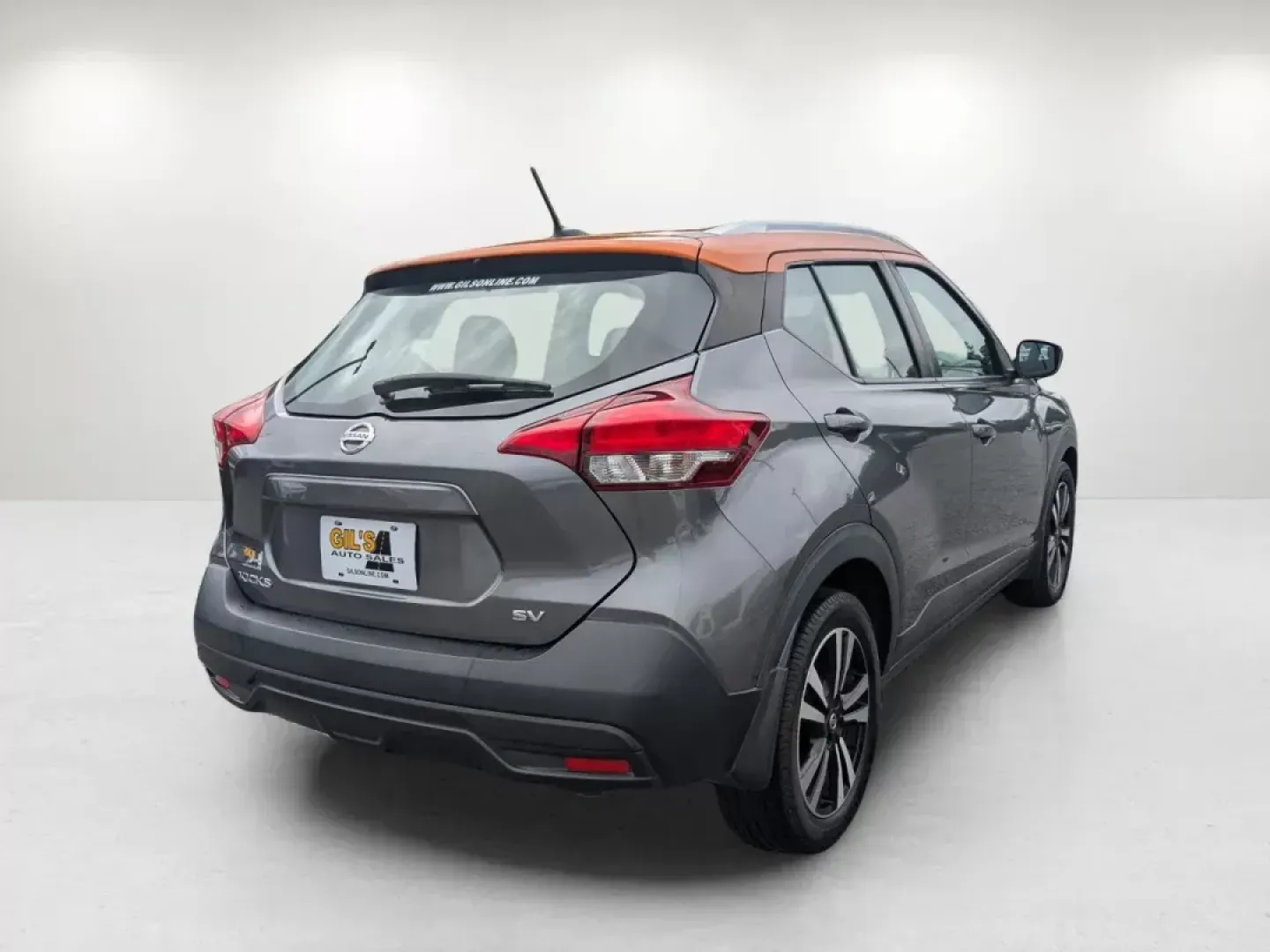 2018 /Charcoal Nissan Kicks SV (3N1CP5CU3JL) with an Regular Unleaded I-4 1.6 L/98 engine, 1-Speed CVT w/OD transmission, located at 5115 14th Ave., Columbus, GA, 31904, (706) 323-0345, 32.511494, -84.971046 - 2018 Nissan Kicks SV - Photo#4