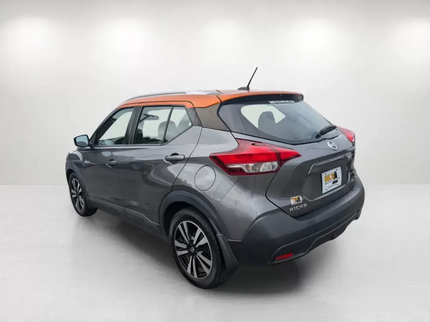 2018 /Charcoal Nissan Kicks SV (3N1CP5CU3JL) with an Regular Unleaded I-4 1.6 L/98 engine, 1-Speed CVT w/OD transmission, located at 5115 14th Ave., Columbus, GA, 31904, (706) 323-0345, 32.511494, -84.971046 - 2018 Nissan Kicks SV - Photo#6