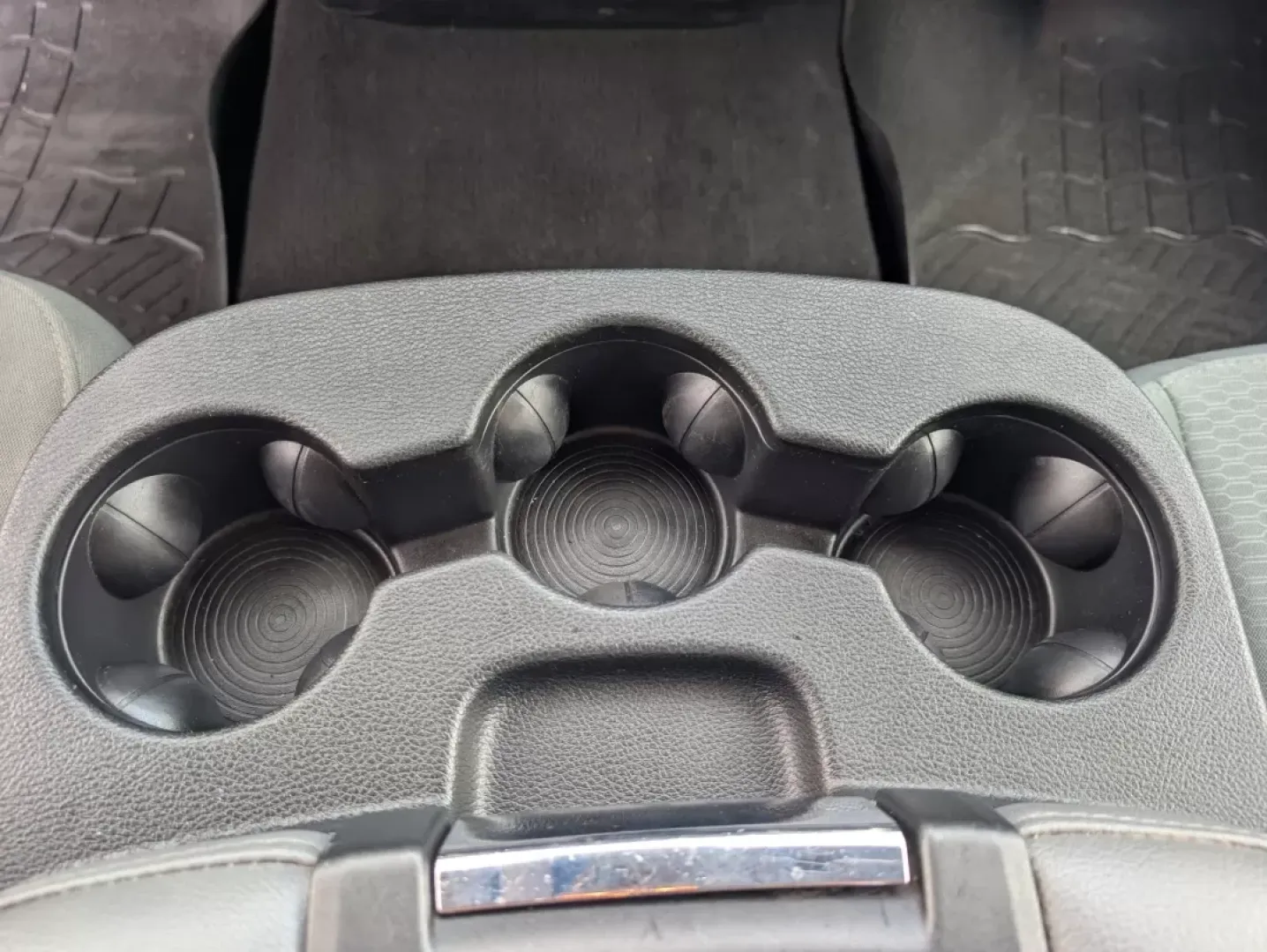 2018 /Diesel Gray/Black Ram 1500 SLT (1C6RR6GG1JS) with an Other engine, located at 5115 14th Ave., Columbus, GA, 31904, (706) 323-0345, 32.511494, -84.971046 - Experience the perfect blend of practicality and capability with this 2018 Ram 1500 SLT, designed for those who crave adventure and dependability. Whether you're a busy professional needing a reliable daily driver, a growing family looking for extra space, or someone who loves weekend getaways, this - Photo#14