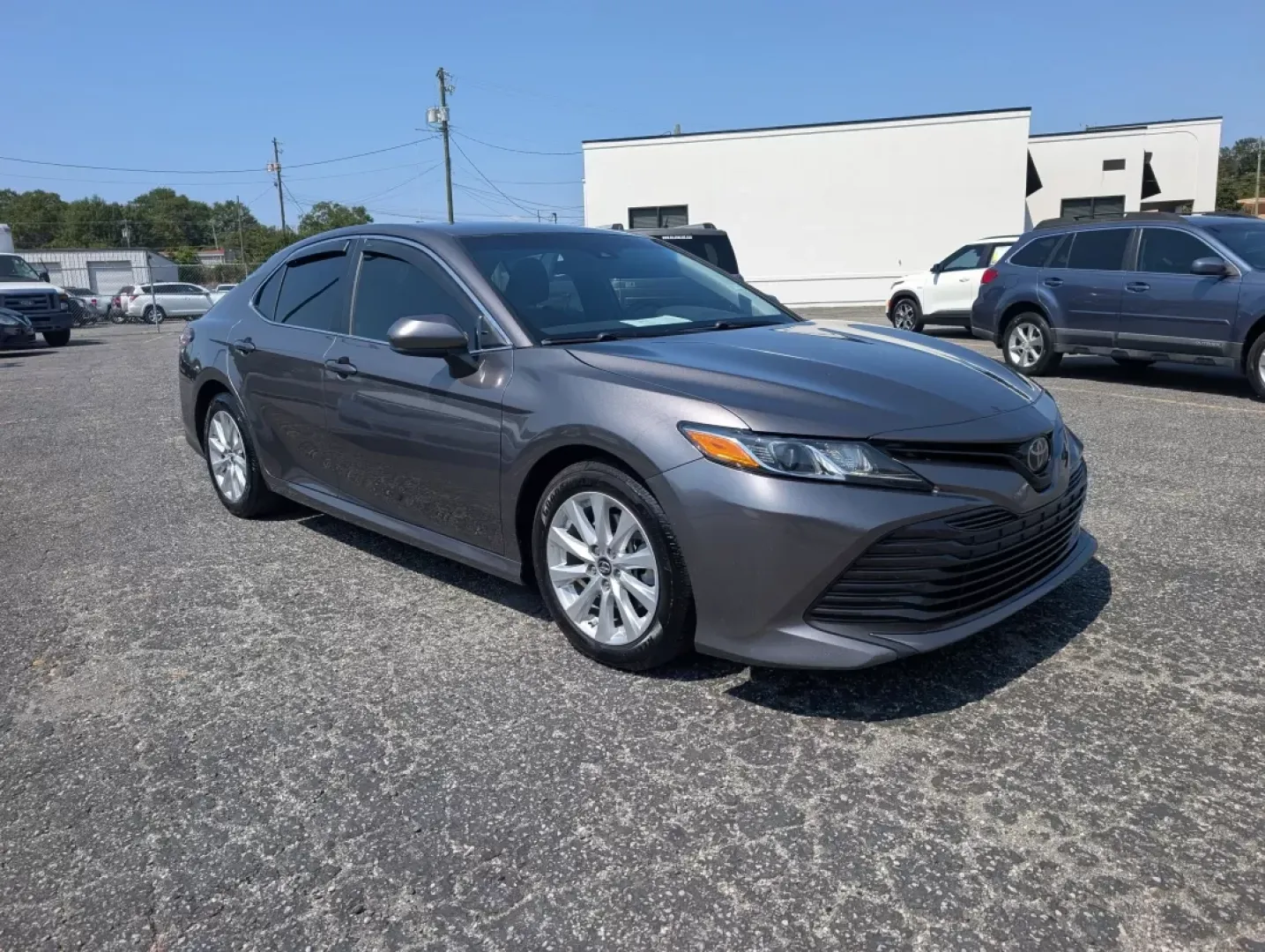2018 Toyota Camry LE (4T1B11HK9JU) with an Other engine, located at 3959 U.S. 80 W, Phenix City, AL, 36870, (334) 297-4885, 32.469296, -85.135185 - **Experience the Open Road in Style with the 2018 Toyota Camry LE Perfect for Your Daily Adventures!**<br /> <br /> At Gils Auto, located conveniently at 3959 U.S. 80 W, Phenix City, AL 36870, we understand that every day can be an adventure. Whether you're commuting to work, shuttling the kids to - Photo#2