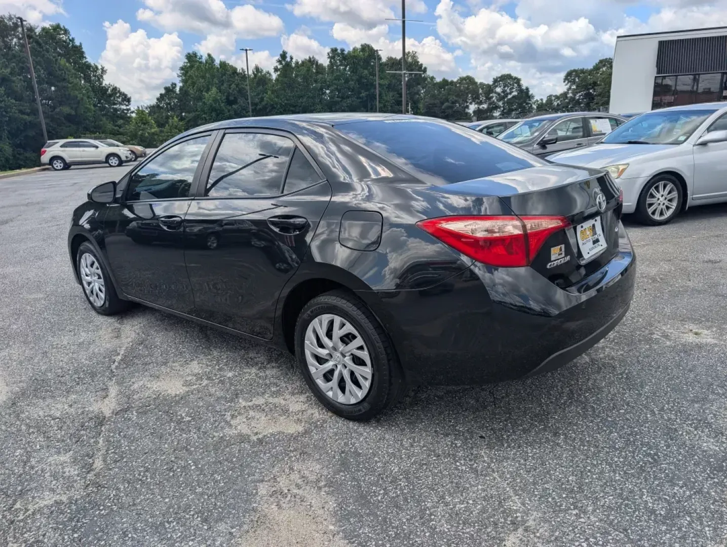 2018 Toyota Corolla LE (5YFBURHE4JP) with an Other engine, located at 3959 U.S. 80 W, Phenix City, AL, 36870, (334) 297-4885, 32.469296, -85.135185 - **Explore the Road with Confidence: 2018 Toyota Corolla at Gils Auto - Phenix City**<br /> <br /> Are you looking for a reliable vehicle that fits seamlessly into your busy lifestyle? Whether you're a commuter tackling long drives to work, a growing family seeking safety and comfort, or an adventure - Photo#6