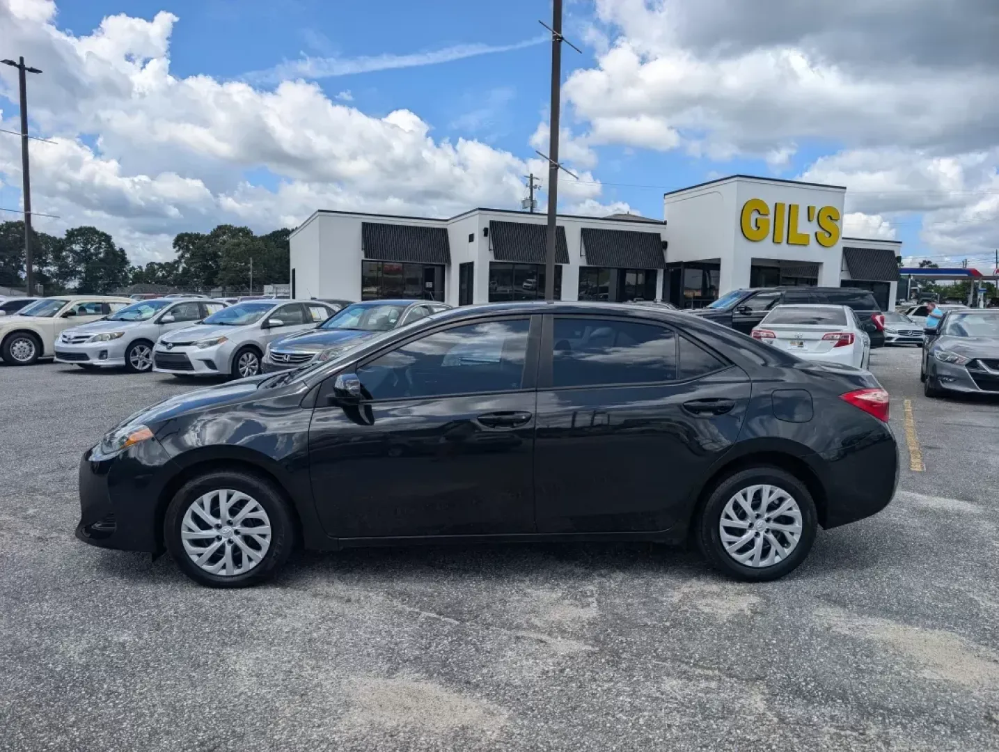 2018 Toyota Corolla LE (5YFBURHE4JP) with an Other engine, located at 3959 U.S. 80 W, Phenix City, AL, 36870, (334) 297-4885, 32.469296, -85.135185 - **Explore the Road with Confidence: 2018 Toyota Corolla at Gils Auto - Phenix City**<br /> <br /> Are you looking for a reliable vehicle that fits seamlessly into your busy lifestyle? Whether you're a commuter tackling long drives to work, a growing family seeking safety and comfort, or an adventure - Photo#7