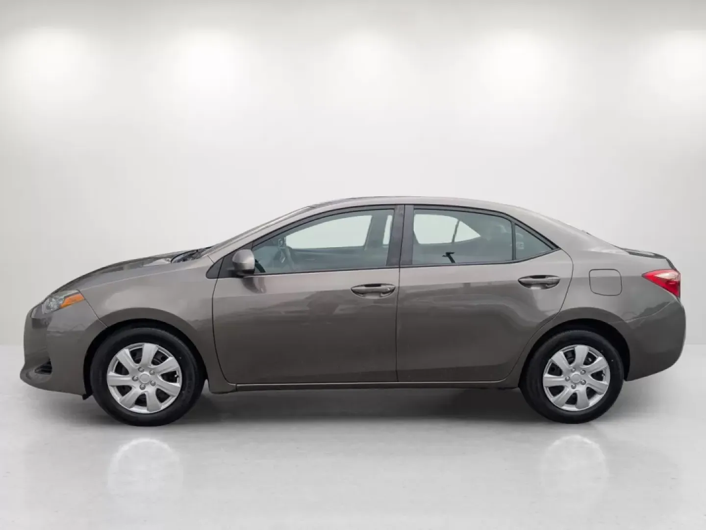 2018 Toyota Corolla LE (5YFBURHE2JP) with an Other engine, located at 521 Old Farm Lane Rd, Prattville, AL, 36066, (334) 325-1505, 32.482460, -86.416367 - **Discover Your Next Adventure with the 2018 Toyota Corolla at Gils Auto Phenix City, AL!**<br /> <br /> Are you searching for a reliable vehicle that complements your busy lifestyle? Whether you're commuting to work, running errands, or planning weekend getaways, the 2018 Toyota Corolla is the per - Photo#7