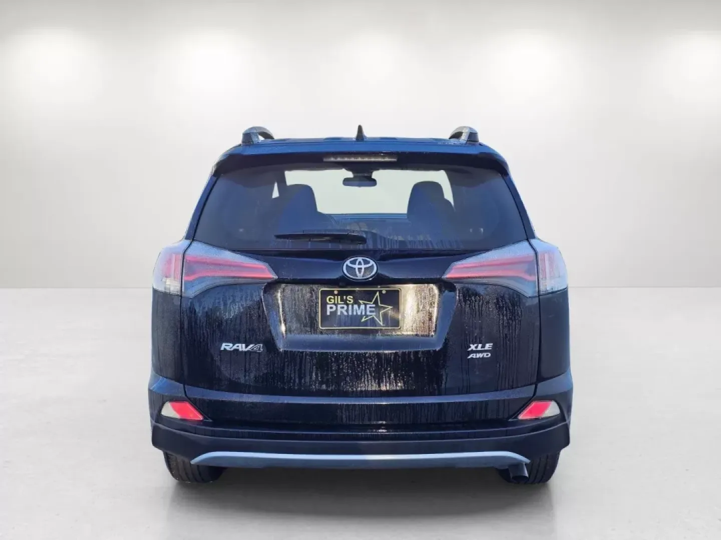 2018 Toyota RAV4 XLE (2T3RFREV3JW) with an Other engine, located at 3959 U.S. 80 W, Phenix City, AL, 36870, (334) 297-4885, 32.469296, -85.135185 - **Discover Adventure with the 2018 Toyota RAV4 Your Perfect SUV for Family Road Trips and Daily Commutes!**<br /> <br /> Are you ready to embrace freedom and adventure while ensuring safety and comfort for your family? Look no further than this stunning 2018 Toyota RAV4, available at Gils Auto in P - Photo#5